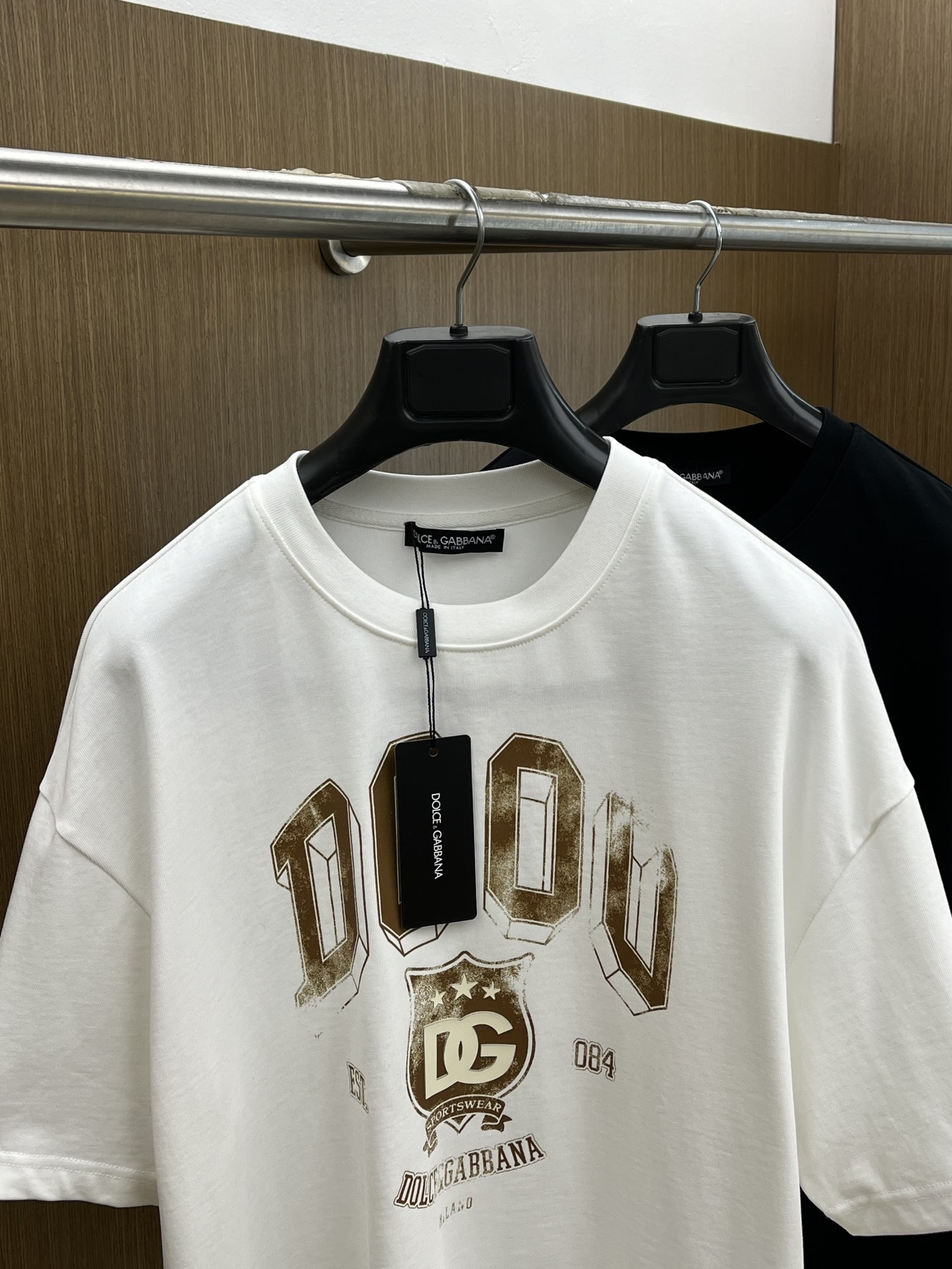  DG 🔥ss夏装新品 专柜在售 最新系列图案logo短袖T恤 必须人手一件的节奏！
进口顶极精梳棉面料