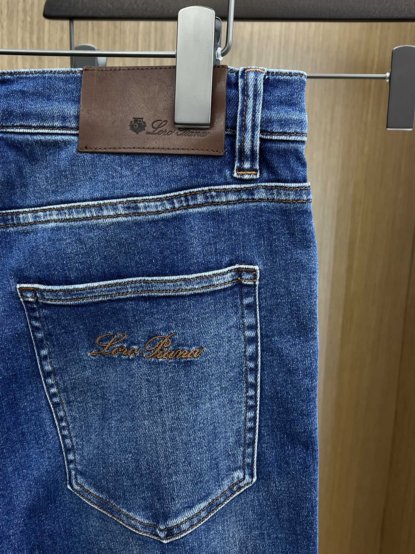High-End Custom Quality Jeans: New Spring-Summer Collection with Original Fabric and Sizes - 图片 9