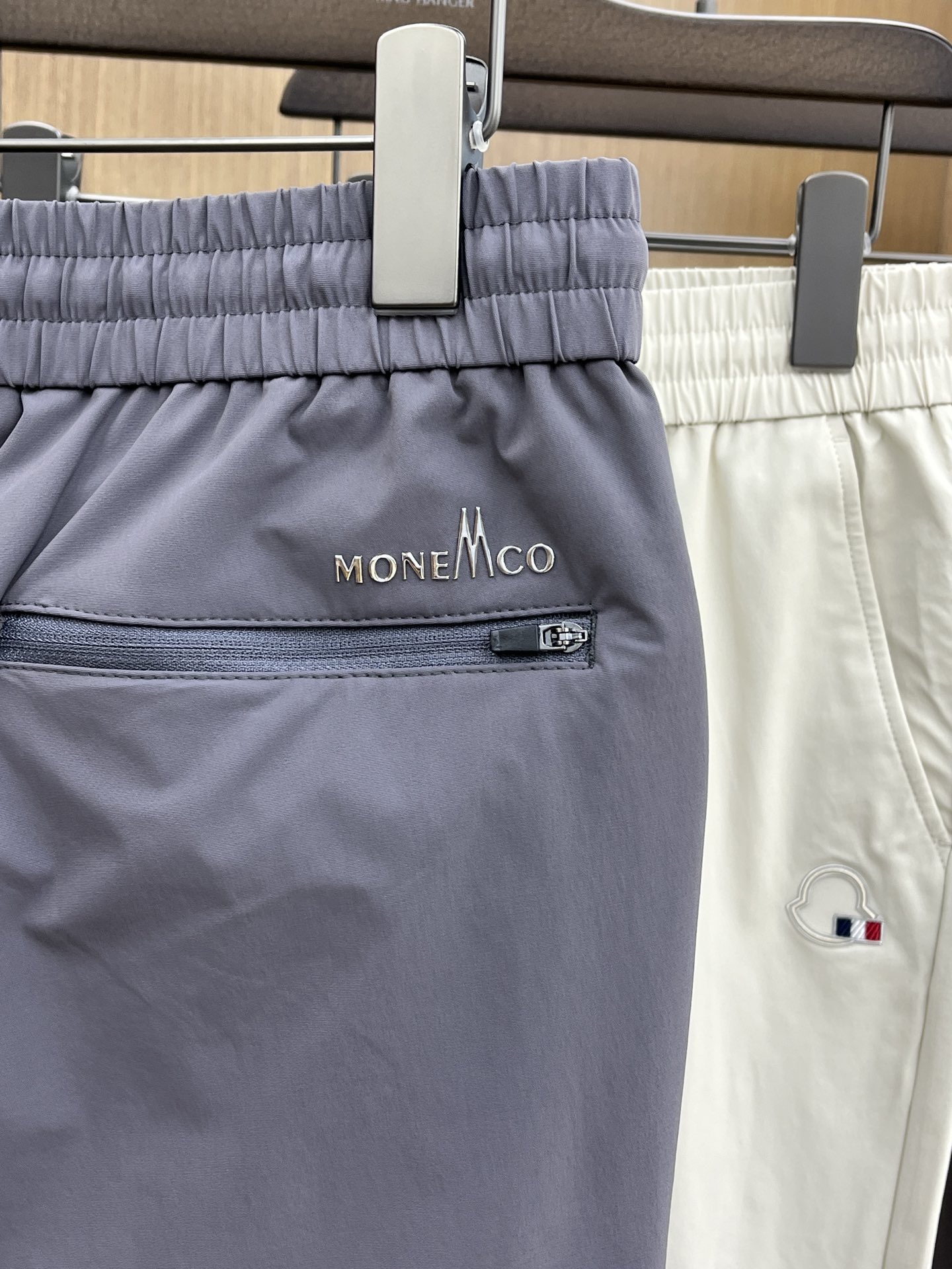  Mon 🔥🔥高端定制、2025早春薄款最新款休闲裤 柜台同步发售 小脚版型，进口固色面料 原版定制复刻
