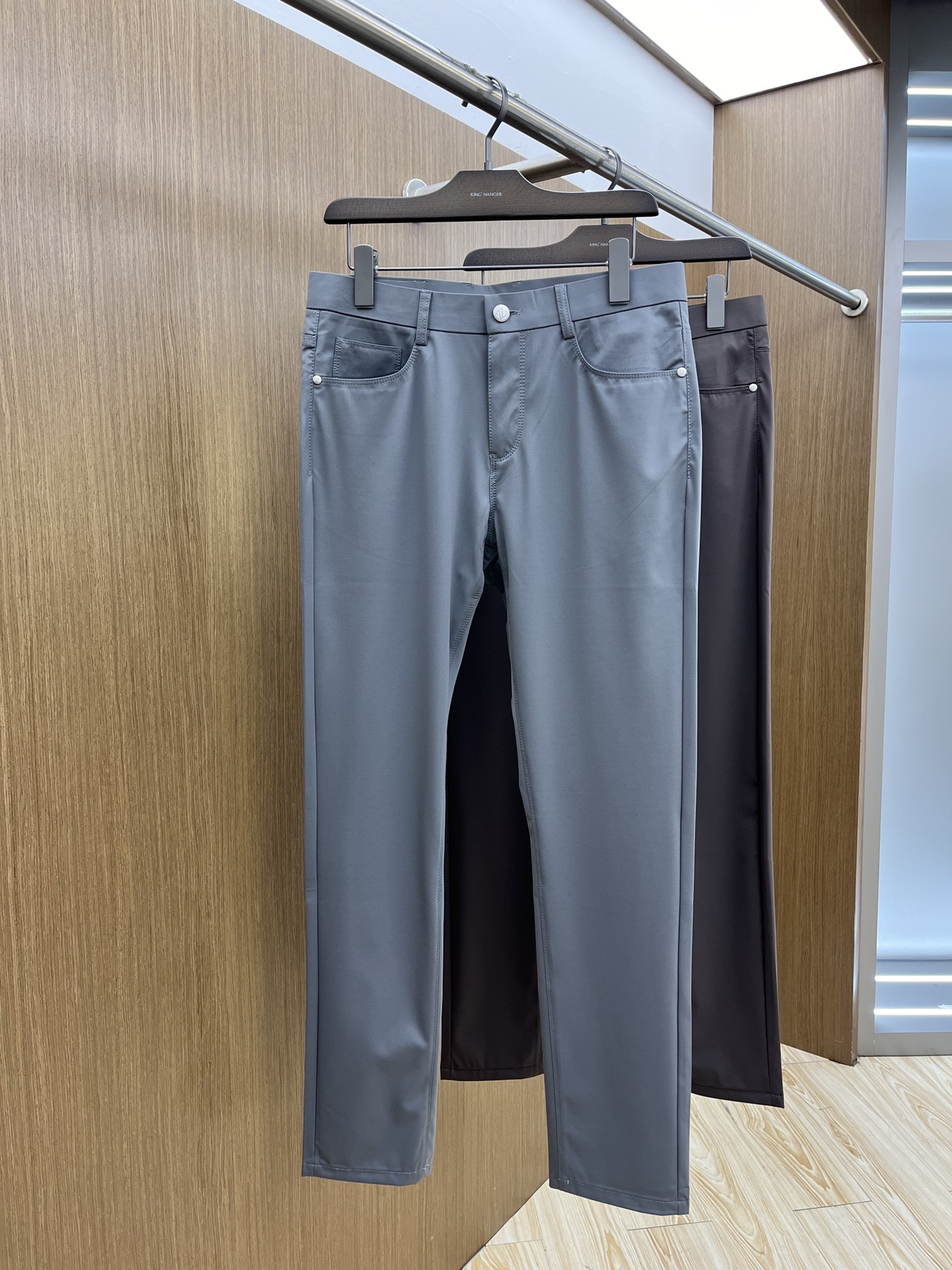  ZZ 🔥🔥高端定制、2025早春薄款最新款休闲裤 柜台同步发售 小脚版型，进口固色面料 原版定制复刻 