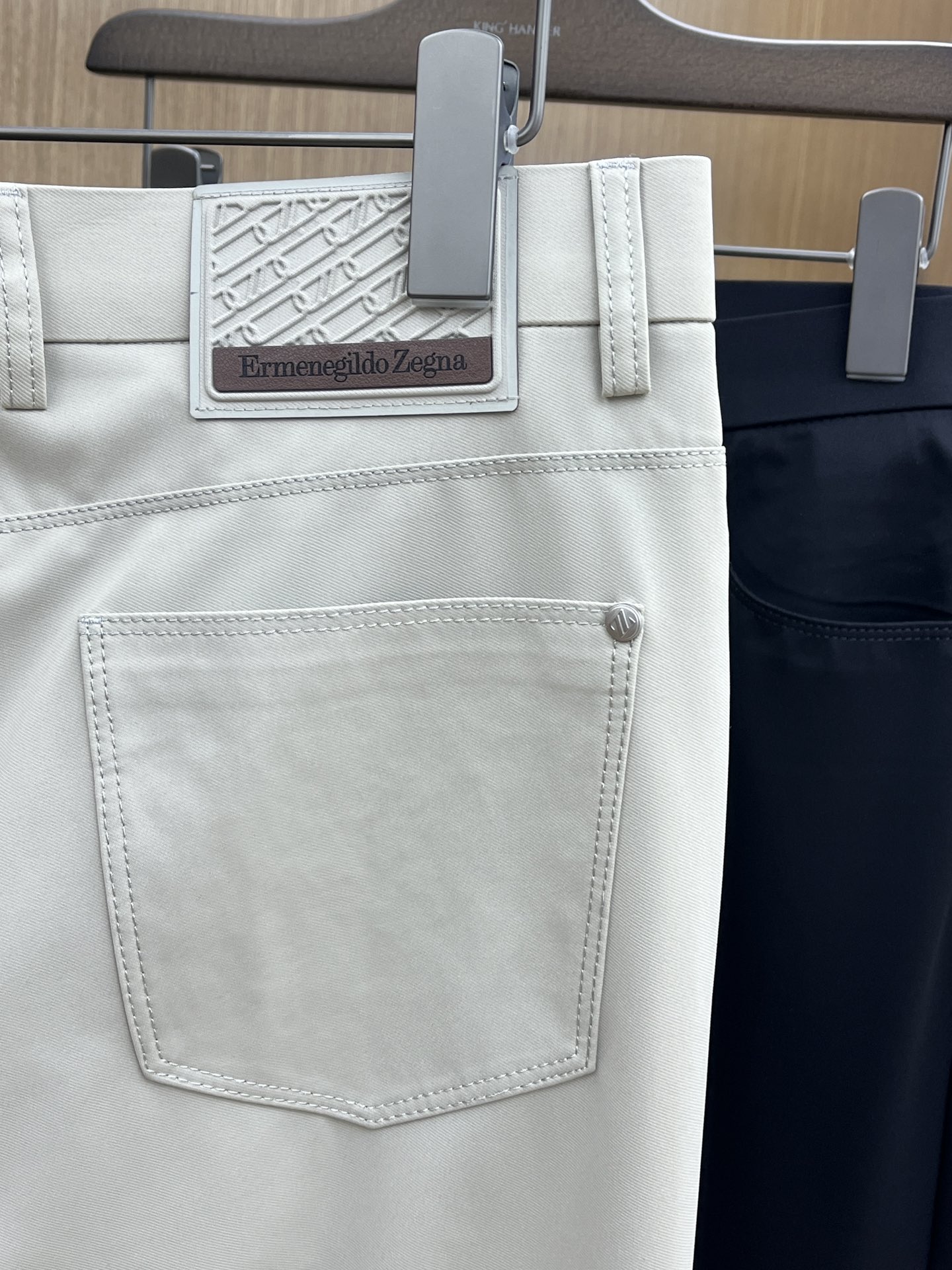  ZZ 🔥🔥高端定制、2025早春薄款最新款休闲裤 柜台同步发售 小脚版型，进口固色面料 原版定制复刻 