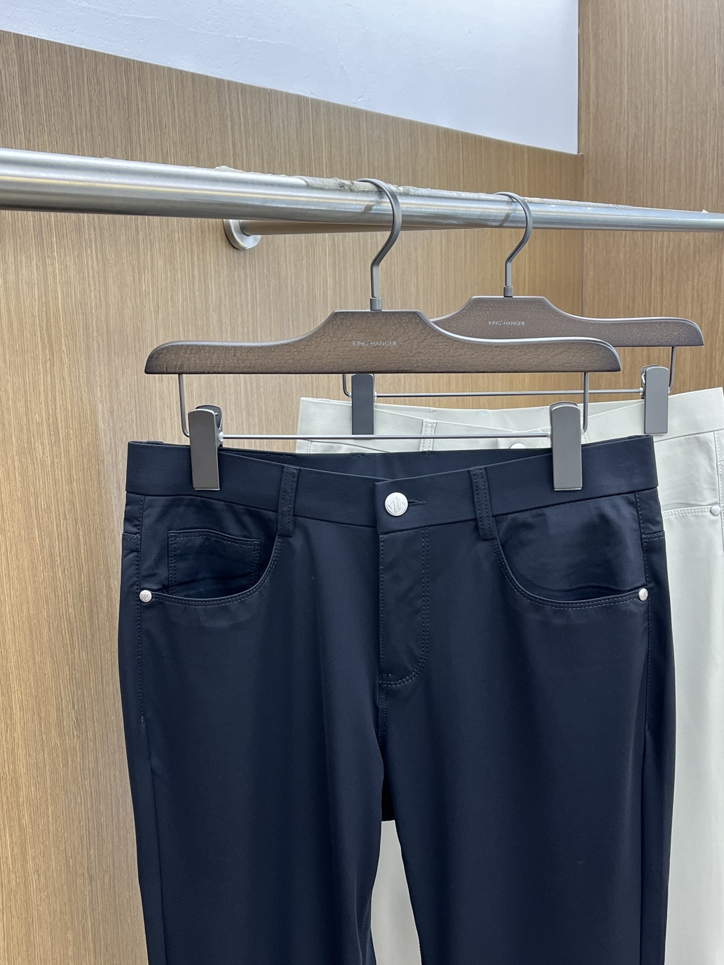  ZZ 🔥🔥高端定制、2025早春薄款最新款休闲裤 柜台同步发售 小脚版型，进口固色面料 原版定制复刻 