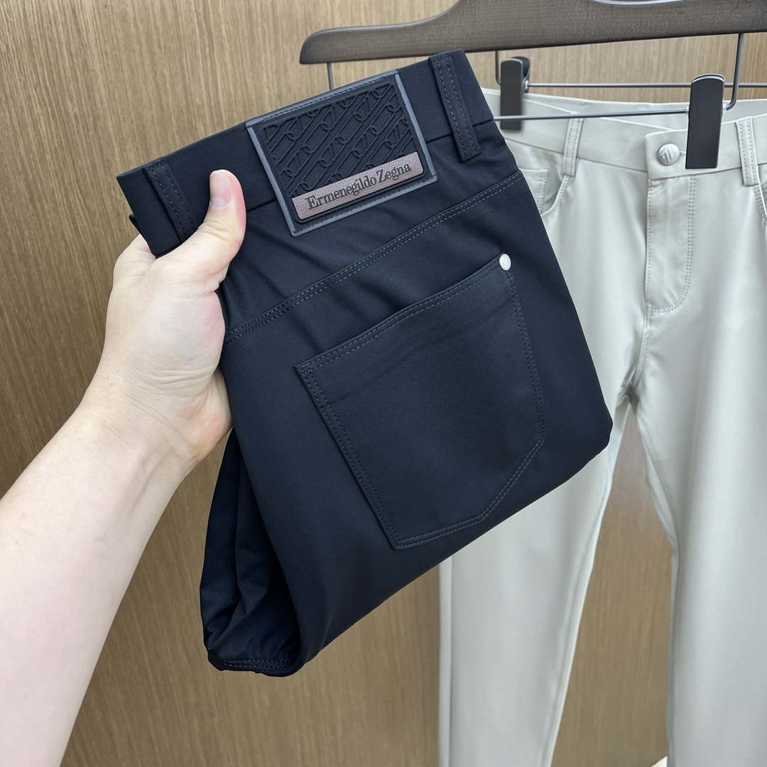  ZZ 🔥🔥高端定制、2025早春薄款最新款休闲裤 柜台同步发售 小脚版型，进口固色面料 原版定制复刻 