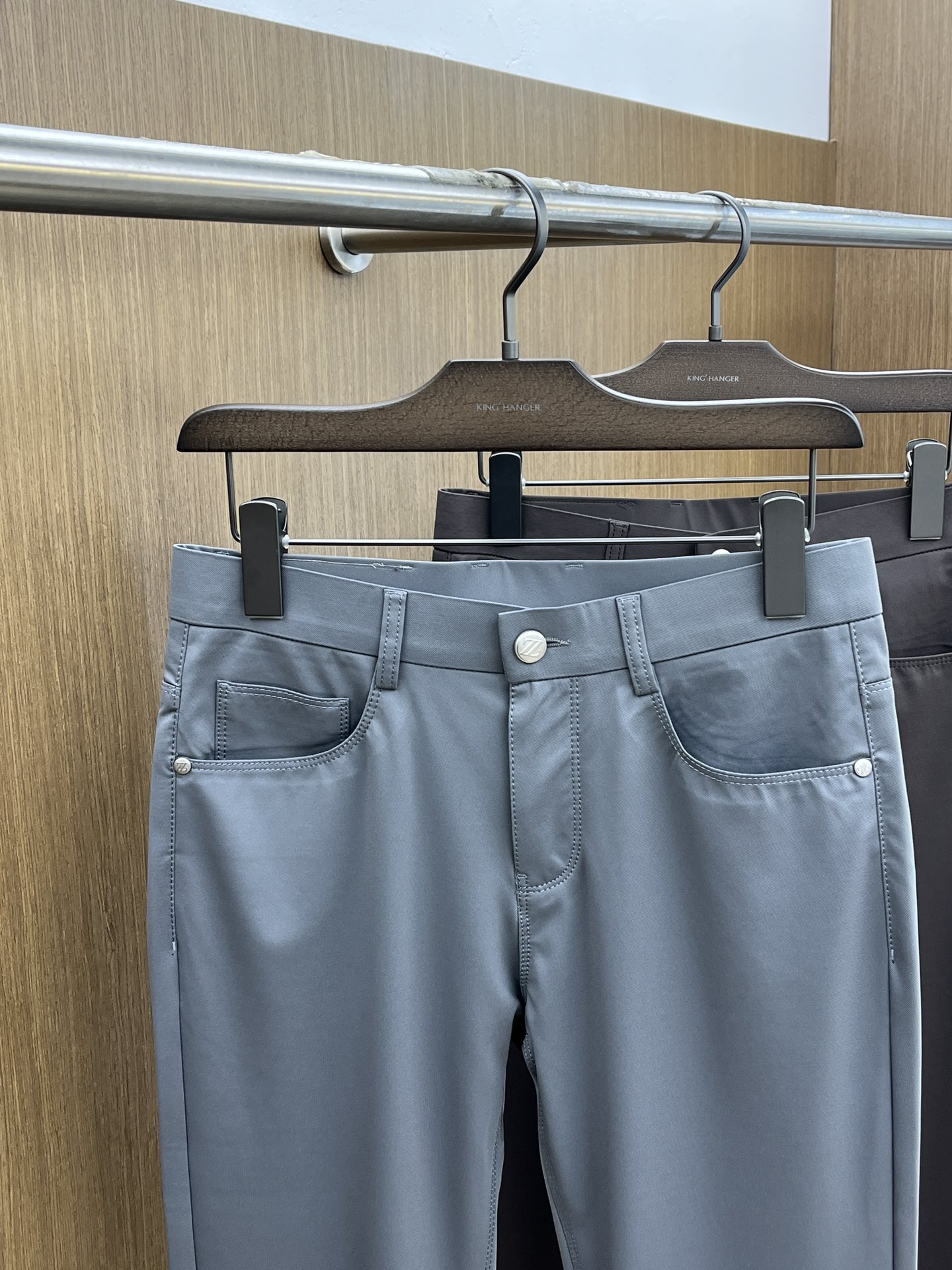  ZZ 🔥🔥高端定制、2025早春薄款最新款休闲裤 柜台同步发售 小脚版型，进口固色面料 原版定制复刻 