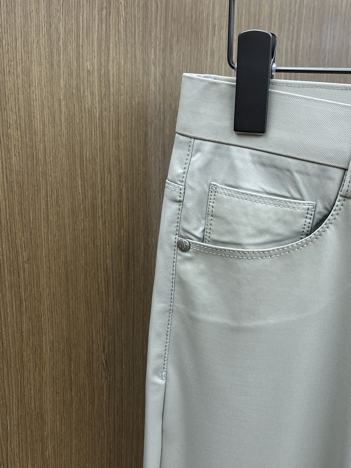  ZZ 🔥🔥高端定制、2025早春薄款最新款休闲裤 柜台同步发售 小脚版型，进口固色面料 原版定制复刻 