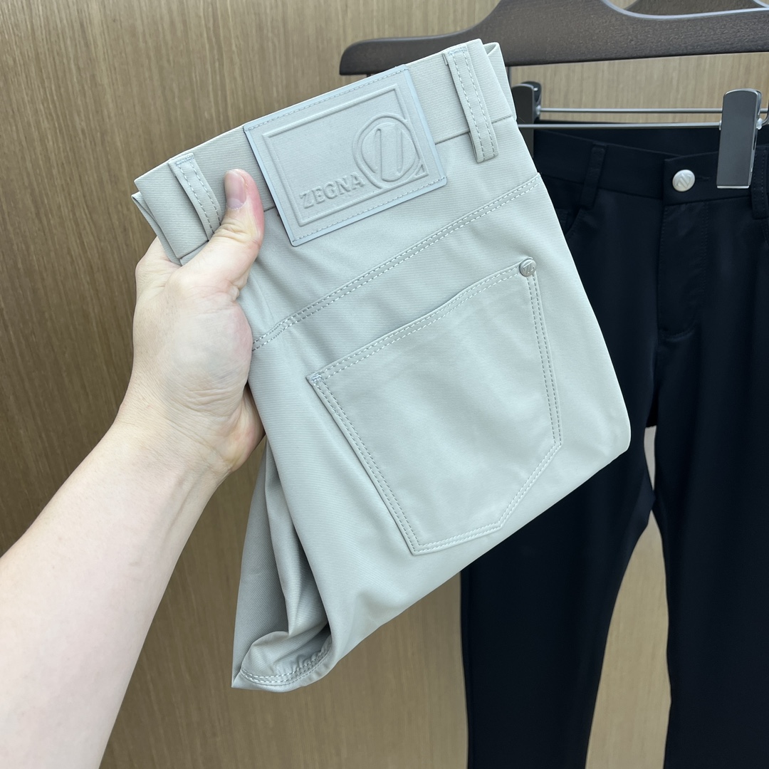  ZZ 🔥🔥高端定制、2025早春薄款最新款休闲裤 柜台同步发售 小脚版型，进口固色面料 原版定制复刻 