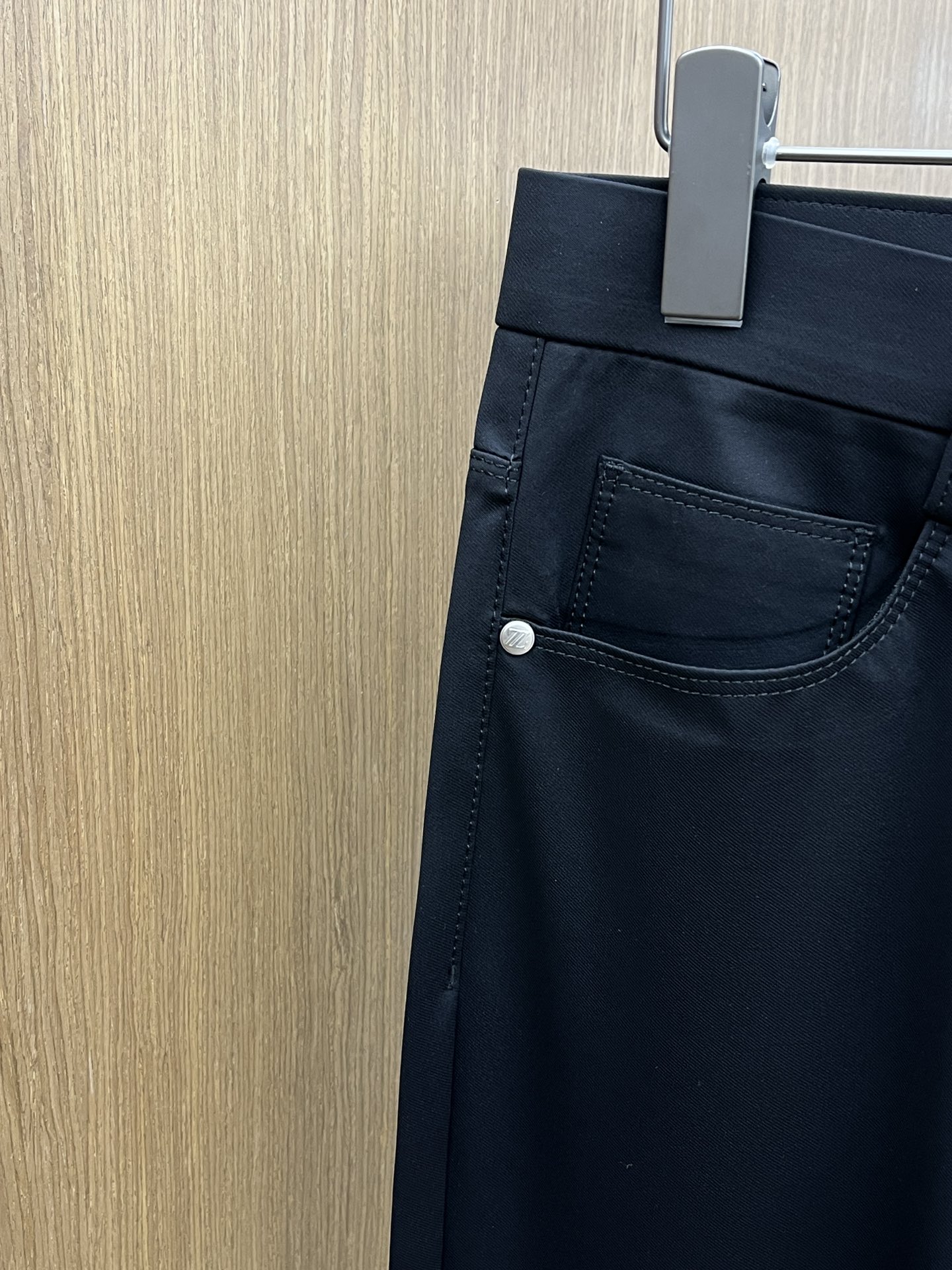  ZZ 🔥🔥高端定制、2025早春薄款最新款休闲裤 柜台同步发售 小脚版型，进口固色面料 原版定制复刻 