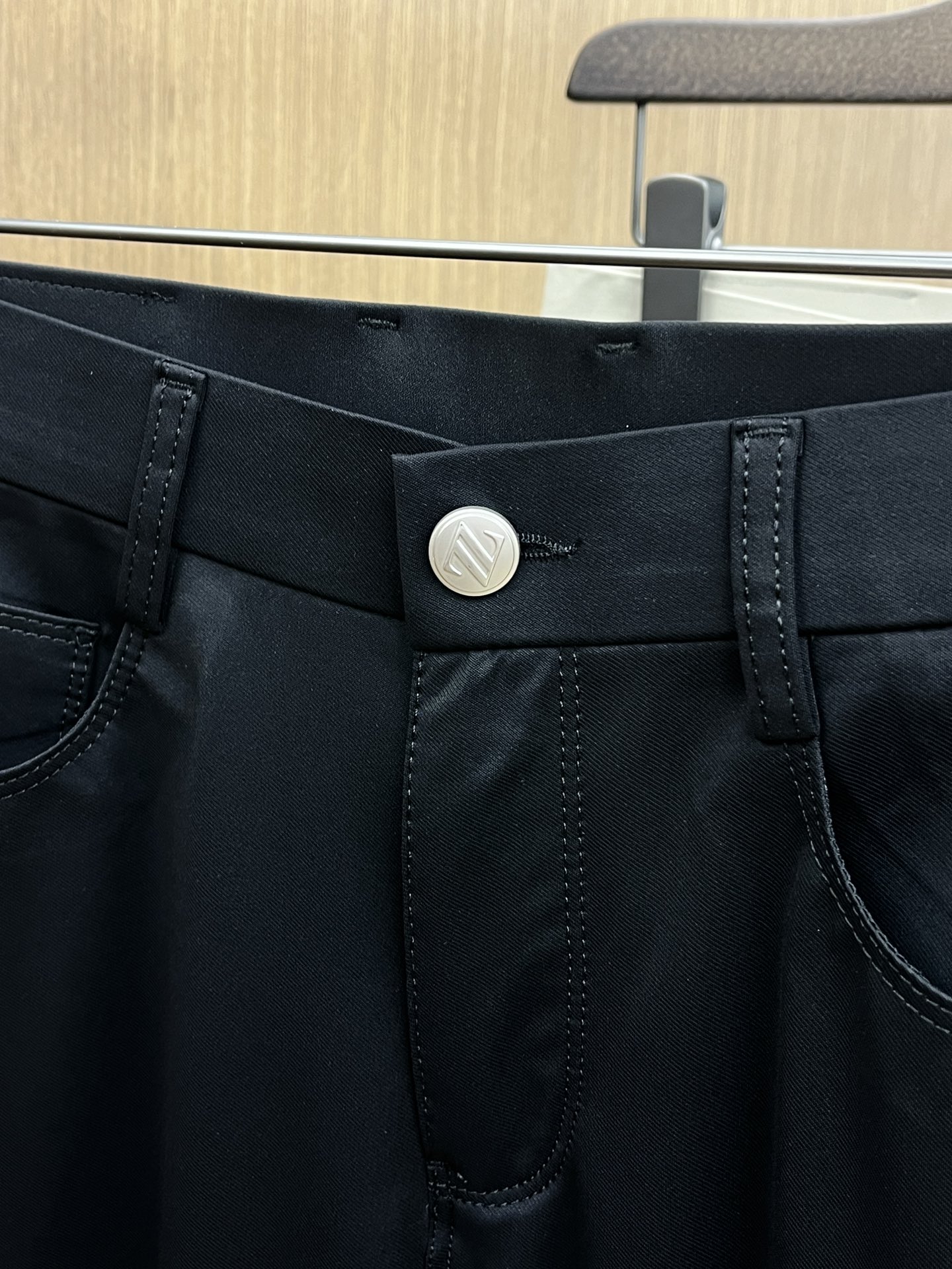  ZZ 🔥🔥高端定制、2025早春薄款最新款休闲裤 柜台同步发售 小脚版型，进口固色面料 原版定制复刻 