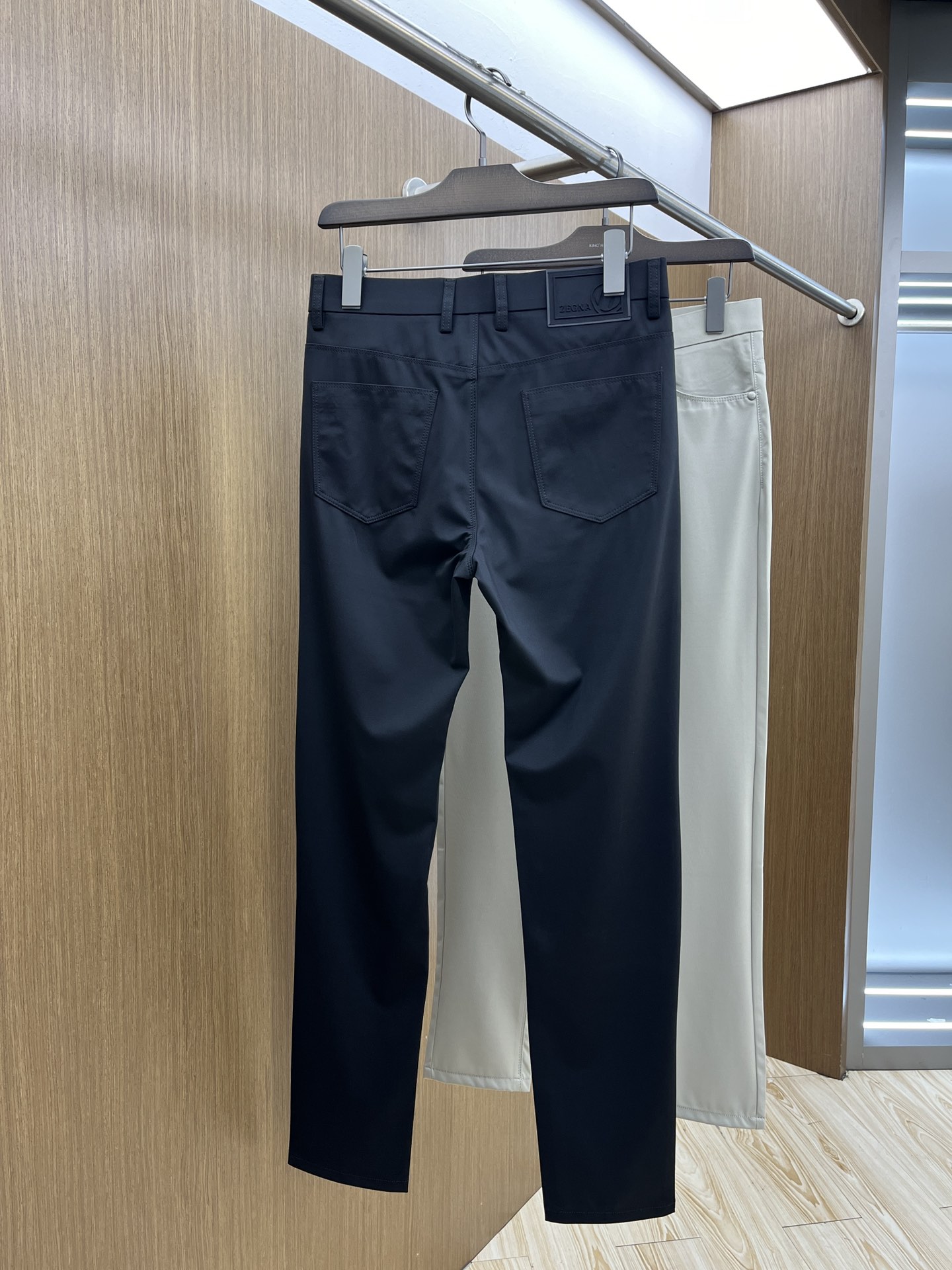  ZZ 🔥🔥高端定制、2025早春薄款最新款休闲裤 柜台同步发售 小脚版型，进口固色面料 原版定制复刻 