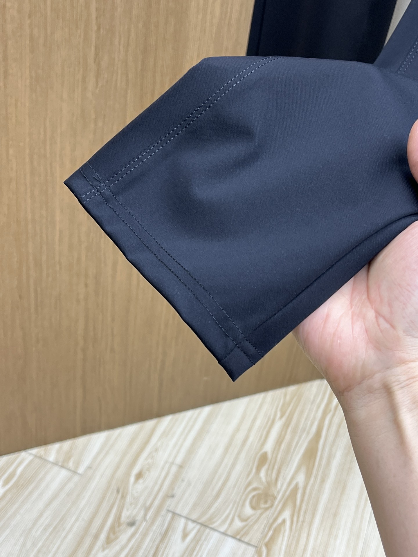  lP🆕🔥🔥高端定制、2025早春薄款最新款休闲裤 柜台同步发售 小脚版型，进口固色面料 原版定制复刻 