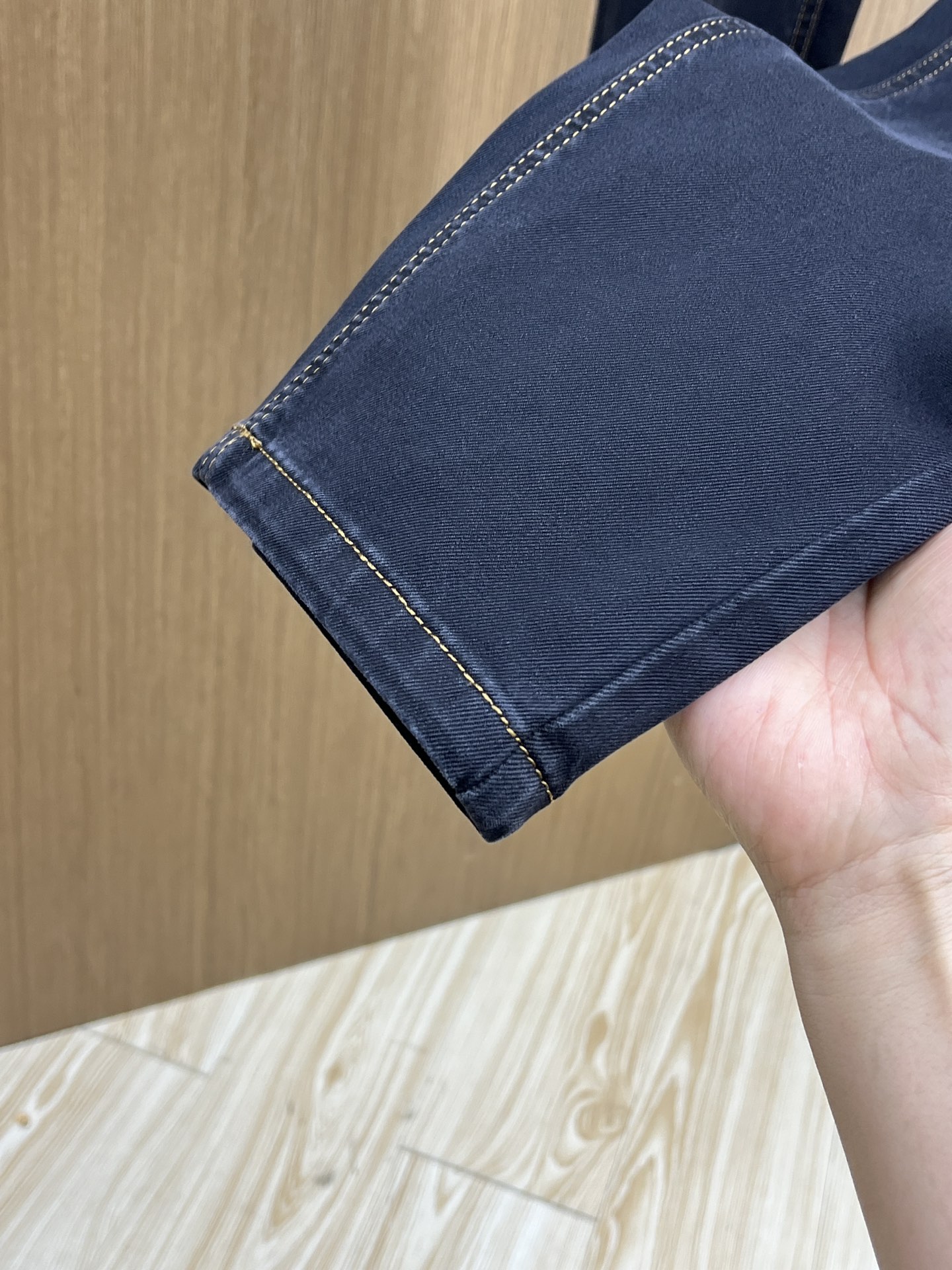  TF🔥🔥高端定制、2025早春薄款最新款休闲牛仔裤 柜台同步发售 小脚版型，进口固色面料 原版定制复刻