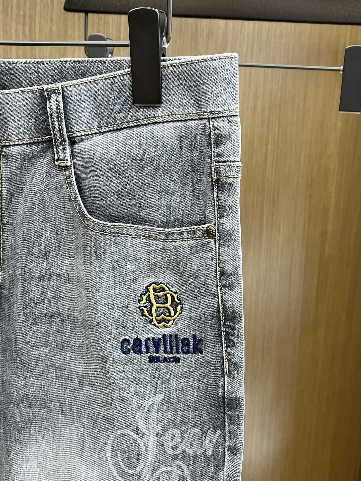  JC🔥🔥高端定制、2025早春薄款最新款休闲牛仔裤 柜台同步发售 小脚版型，进口固色面料 原版定制复刻