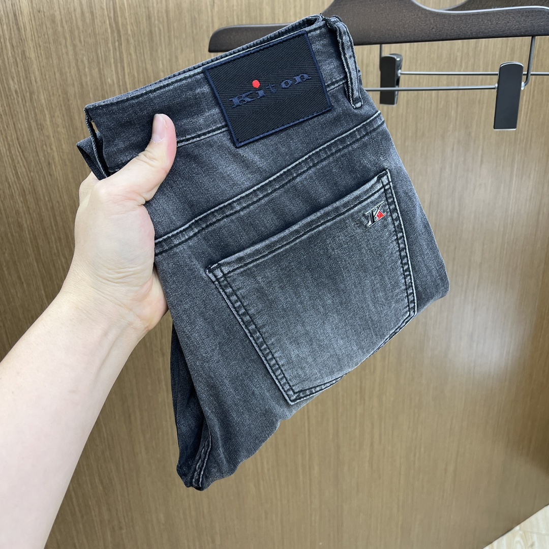 NO:470176,New Kiton high-end customization 2025Ss early spring new original single hot jeans super customization original hardware super heavy industry craftsmanship excellent style, impeccable details!  The style is not picky, it is very high-end, and the good products are not waiting for everyone. If you like it, hurry up and start fjh Size: 28-38 If you don’t have 37 orders, please report your waistline, jeans, alexander wang19860909新款 Kiton 高端定制 2025Ss早春新款原单爆款牛仔裤 超级定制款 原版五金 超级重工工艺 版型超赞,细节做工无可挑剔！款式不挑人,特别高档,好货不等人,看中赶紧下手fjh 尺码:28-38 无37下单请报腰围,,jeans,alexander wang,Men's clothing