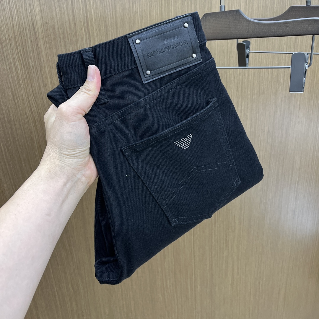 NO:460915,New PD high-end custom quality 25SS spring and summer latest original single jeans available at the counter, original customized reproduction, customer-supplied hardware and accessories, original single quality, imported denim fabric heavy-duty washing, fine workmanship and fine line, excellent upper body, preferred single product A60 SIZE:29-36 without 35,,jeans,alexander wang19860909新款 PD高端定制品质 25SS春夏最新款原单牛仔裤 柜台同步发售 原版定制复刻 客供五金辅料 原单品质 进口牛仔面料重工洗水 做工走线精细 上身绝佳,优选单品A60 SIZE:29-36无35,,jeans,alexander wang,Men's clothing