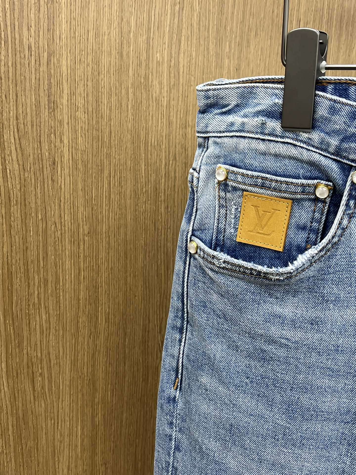 新款  LV 🔥🔥高端定制品质 25SS春夏最新款原单牛仔裤 柜台同步发售 原版定制复刻 客供五金辅料 