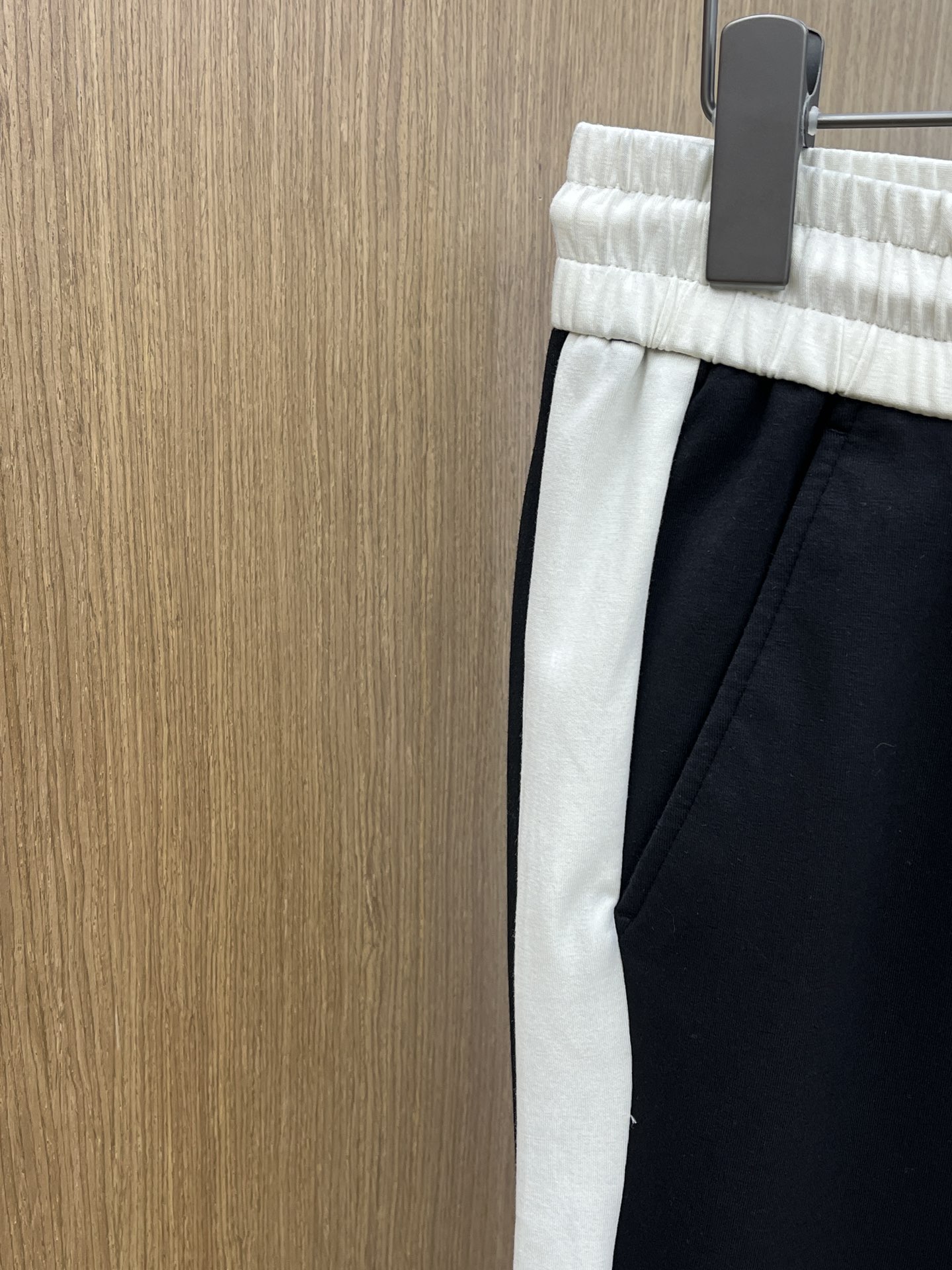  Mon 🔥🔥高端定制、2025早春薄款最新款休闲裤 柜台同步发售 小脚版型，进口固色面料 原版定制复刻