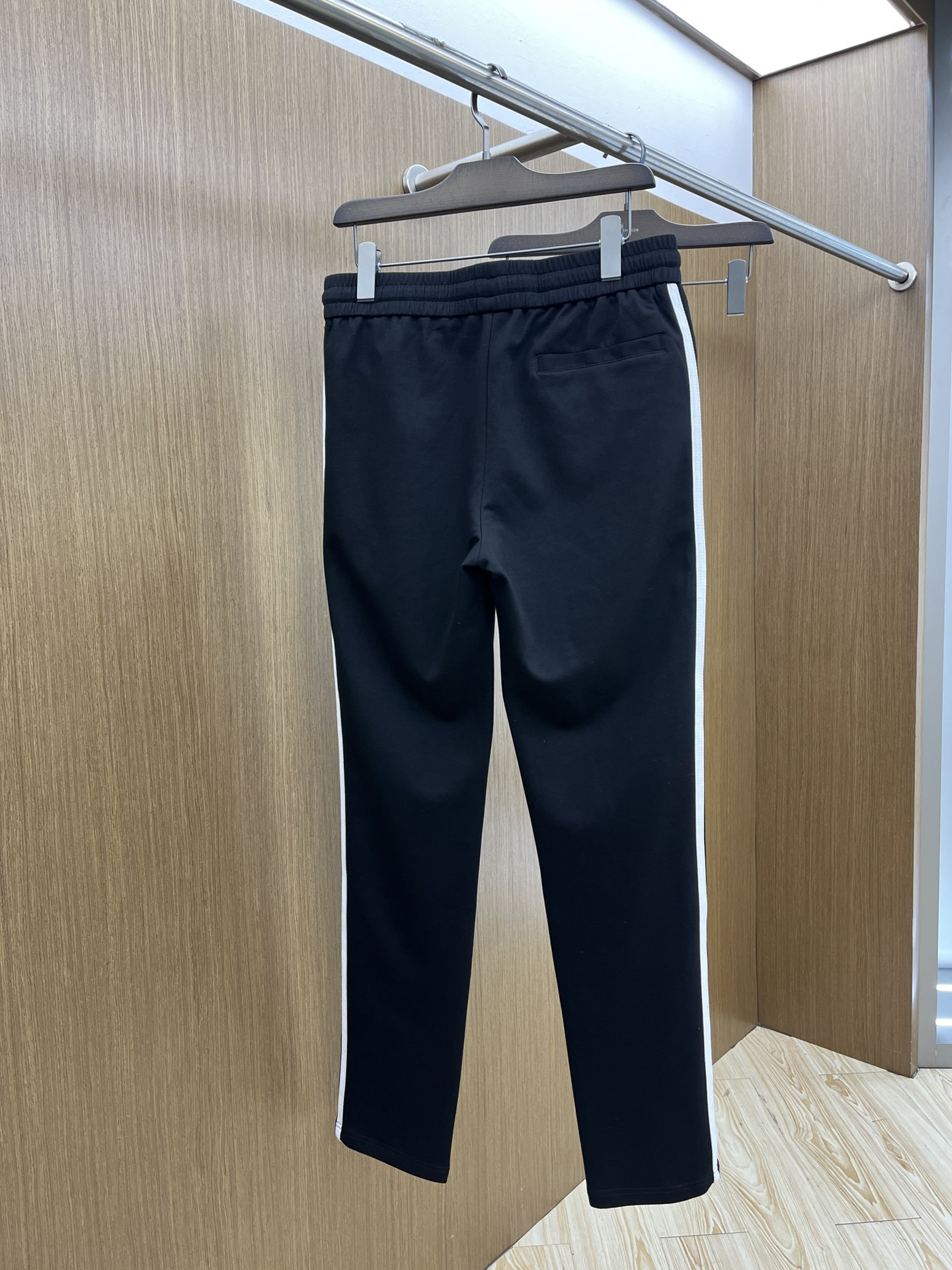 Premium Slim-Fit Casual Pants - Imported Fabric, Original Hardware & Detailing 9 i1742151441 3005 0