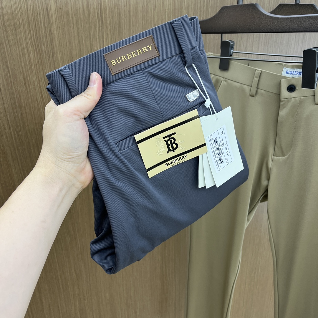 NO:481424,BBR 1955ss Spring and Summer New Products, available on the official website simultaneously, men's high-end business casual trousers, high-end imported fabric, with elasticity, silicone letter pressing on the back, five combinations, namely classic and fashionable, combined tailor, unrestrained upper body effect, comfortable and breathable fax number 30-3837,,alexander wang19860909BBR 1955ss春夏新品,官网同步有售,男士高端商务休闲西裤,高端进口面料,带弹力,后面采用硅胶字母压胶,五搭配,即经典又时尚,合体裁缝,上身效果无约束感 ,舒适透气fax 码数30-3837,,alexander wang,Men's clothing