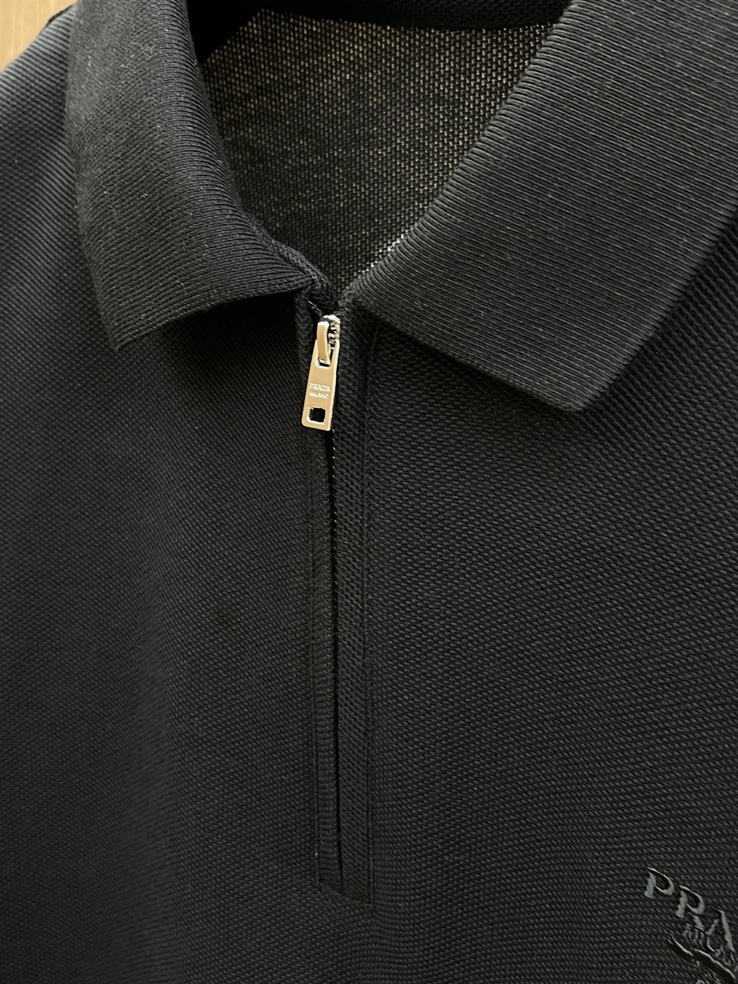  PD 🔥🔥独家定制工艺款 ,专柜同步2025ss夏季新品，男士胸前经典徽标标识商务休闲撞色领短袖Pol