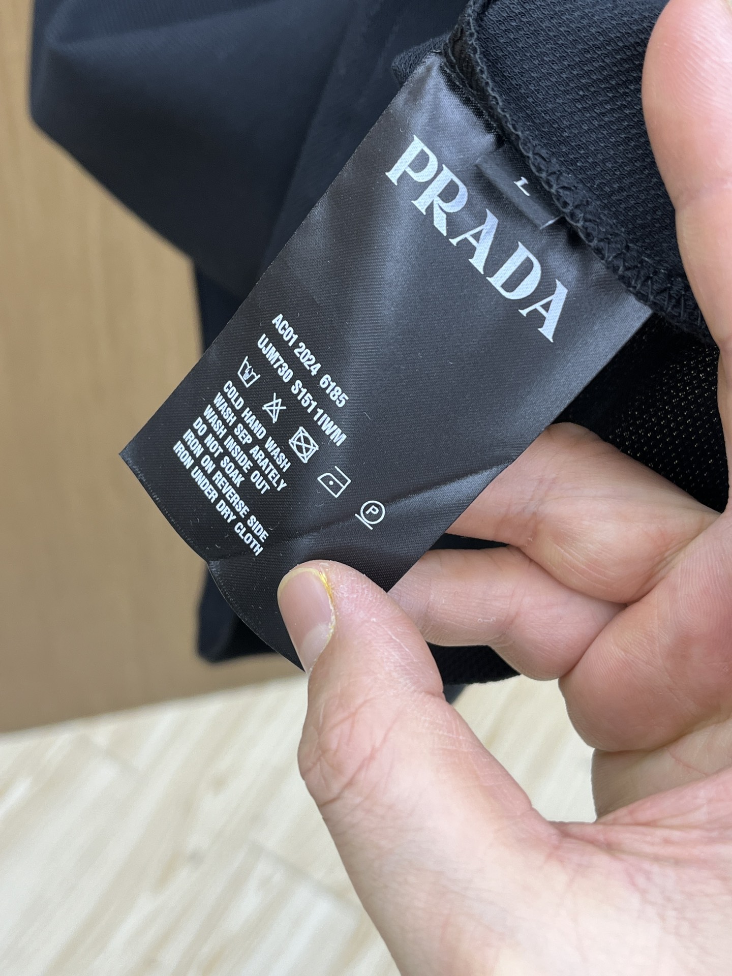  PD 🔥🔥独家定制工艺款 ,专柜同步2025ss夏季新品，男士胸前经典徽标标识商务休闲撞色领短袖Pol