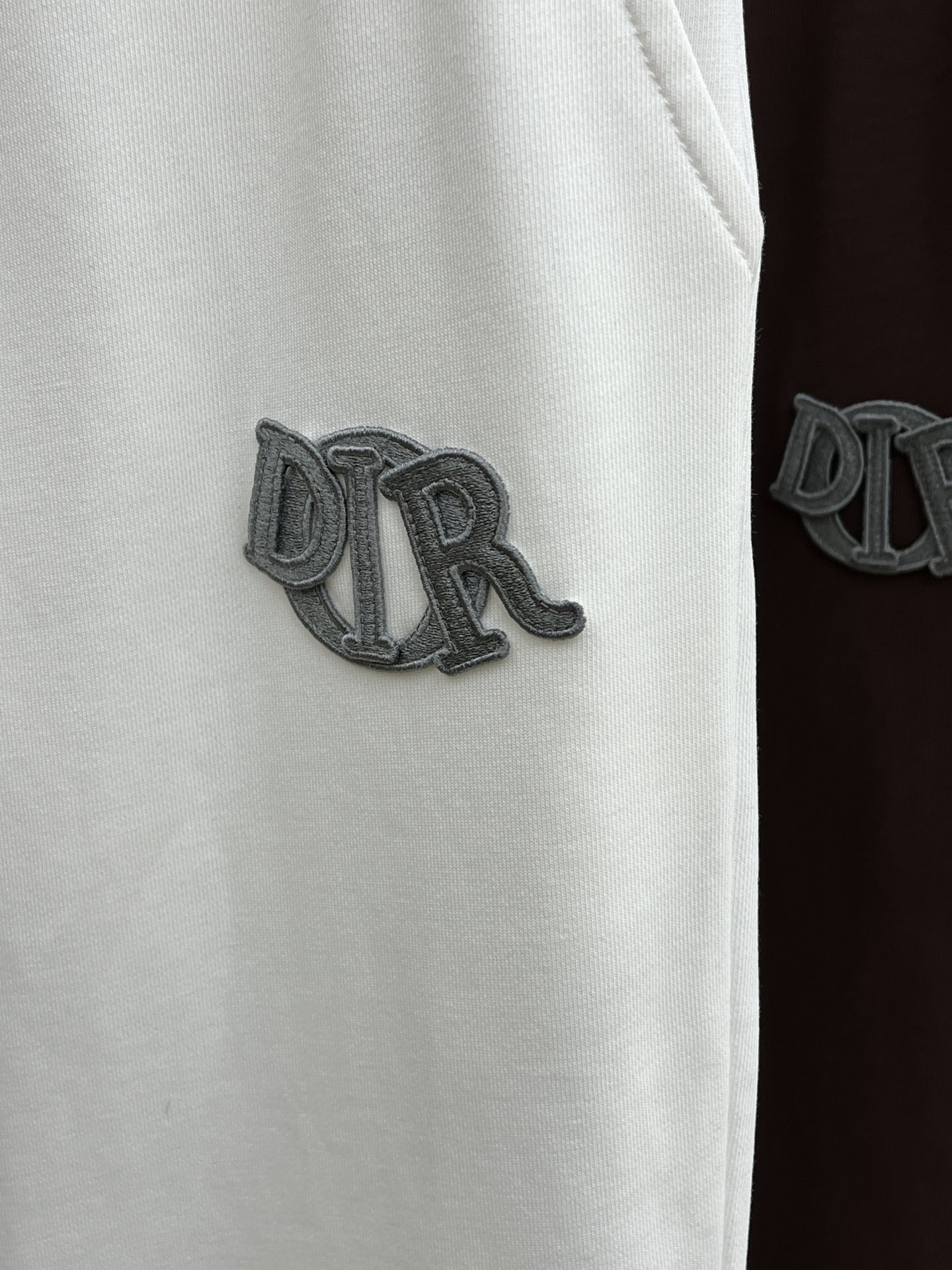 Cotton Blend Sweatpants with Embossed Logo, Drawstring, and Comfortable Fit 7 i1742501558 7846 5