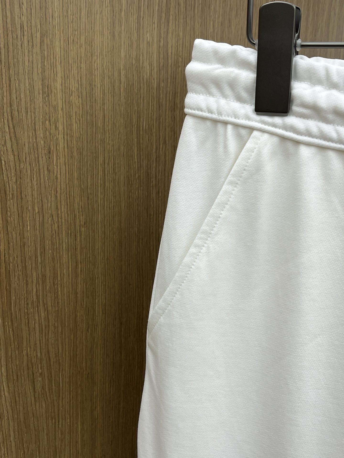 Cotton Blend Sweatpants with Embossed Logo, Drawstring, and Comfortable Fit 5 i1742501558 8809 4