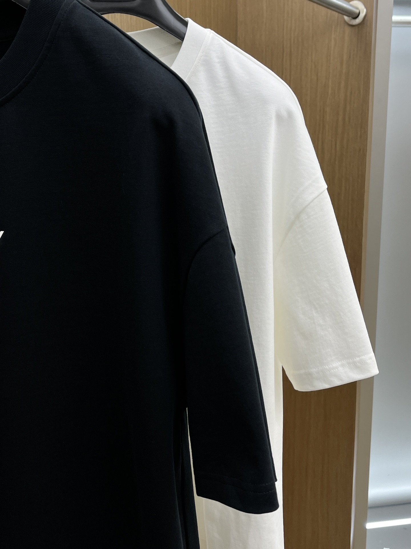 Burberry Logo Print Short Sleeve T-Shirt | Premium Cotton, Summer Collection 4 i1742501640 2190 8