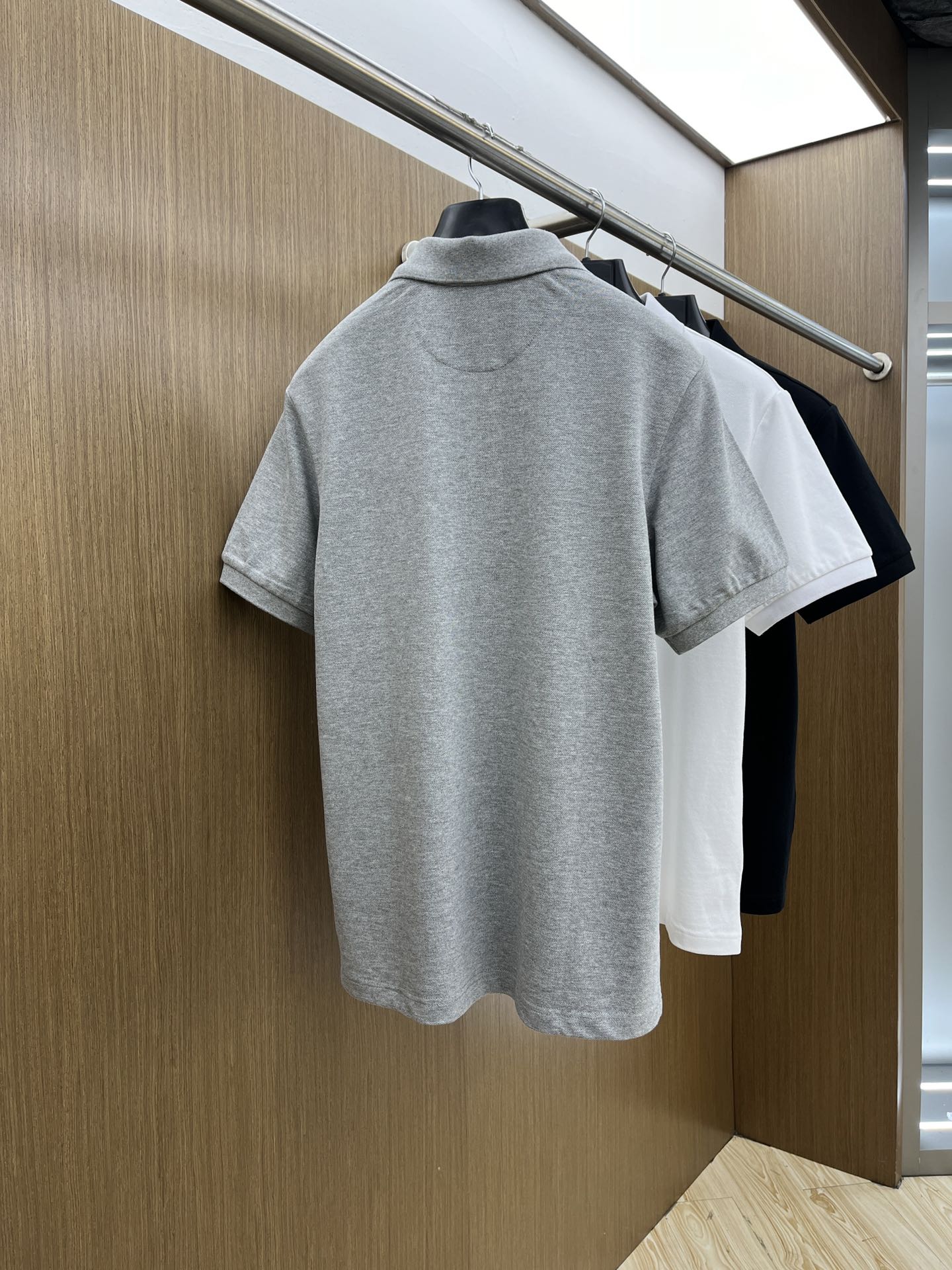  BC 🔥🔥独家定制工艺款 ,专柜同步2025ss夏季新品，男士胸前经典徽标标识商务休闲撞色领短袖Pol