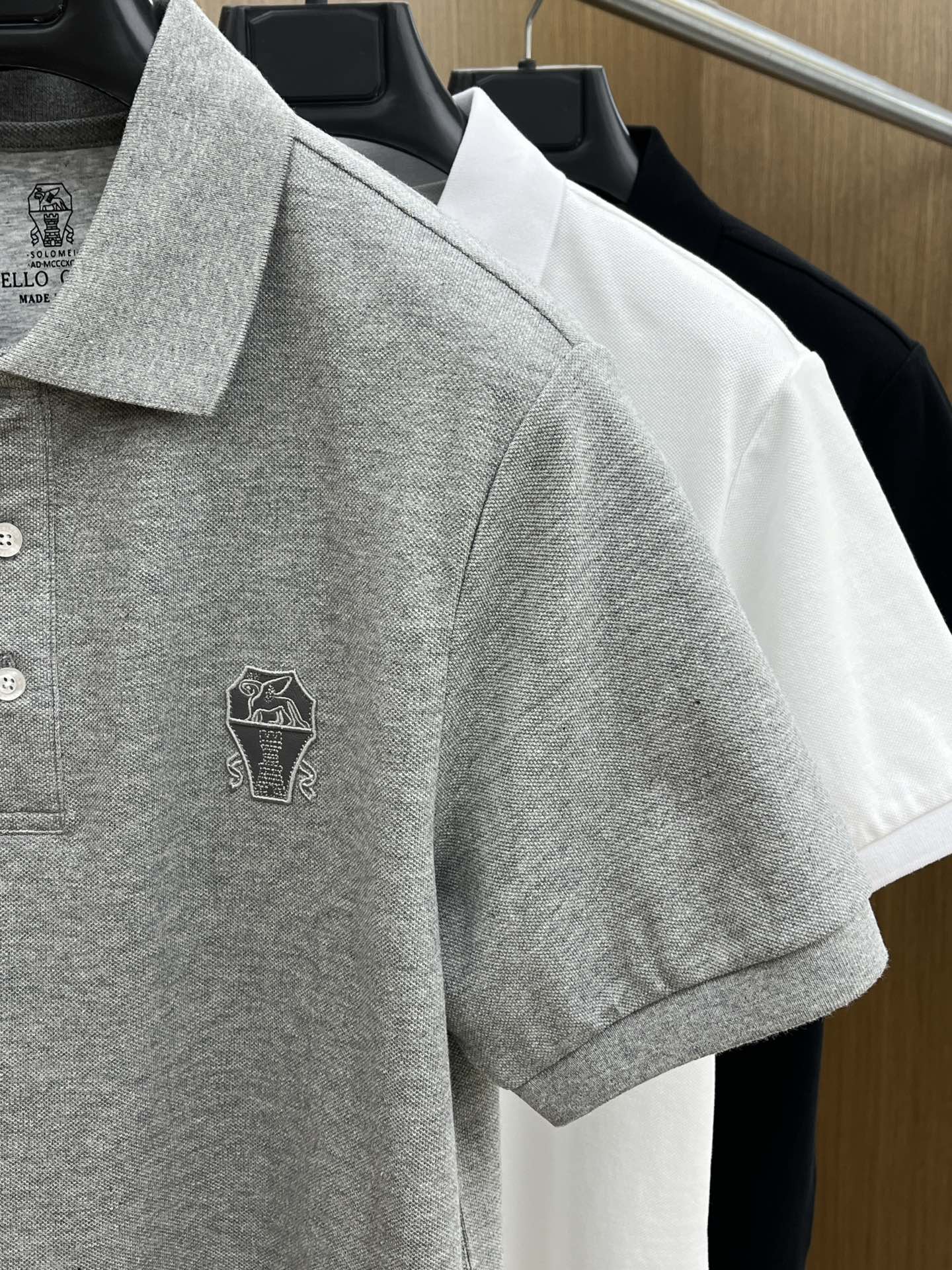  BC 🔥🔥独家定制工艺款 ,专柜同步2025ss夏季新品，男士胸前经典徽标标识商务休闲撞色领短袖Pol