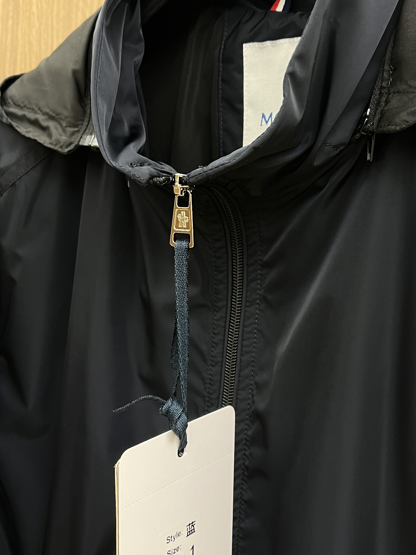 Men's Casual Hooded Jacket - Windproof, Waterproof, and Breathable 4 i1742758477 4295 3