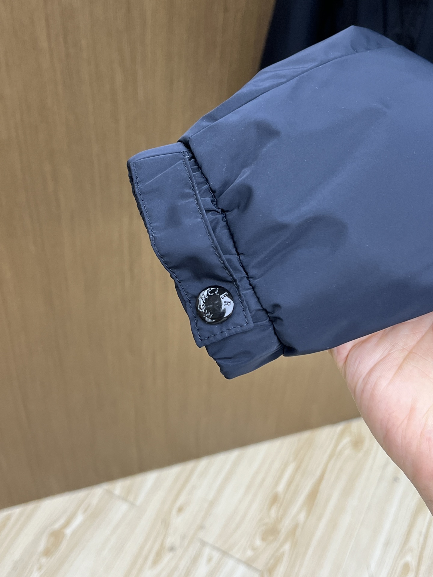 Men's Casual Hooded Jacket - Windproof, Waterproof, and Breathable 7 i1742758477 8831 1