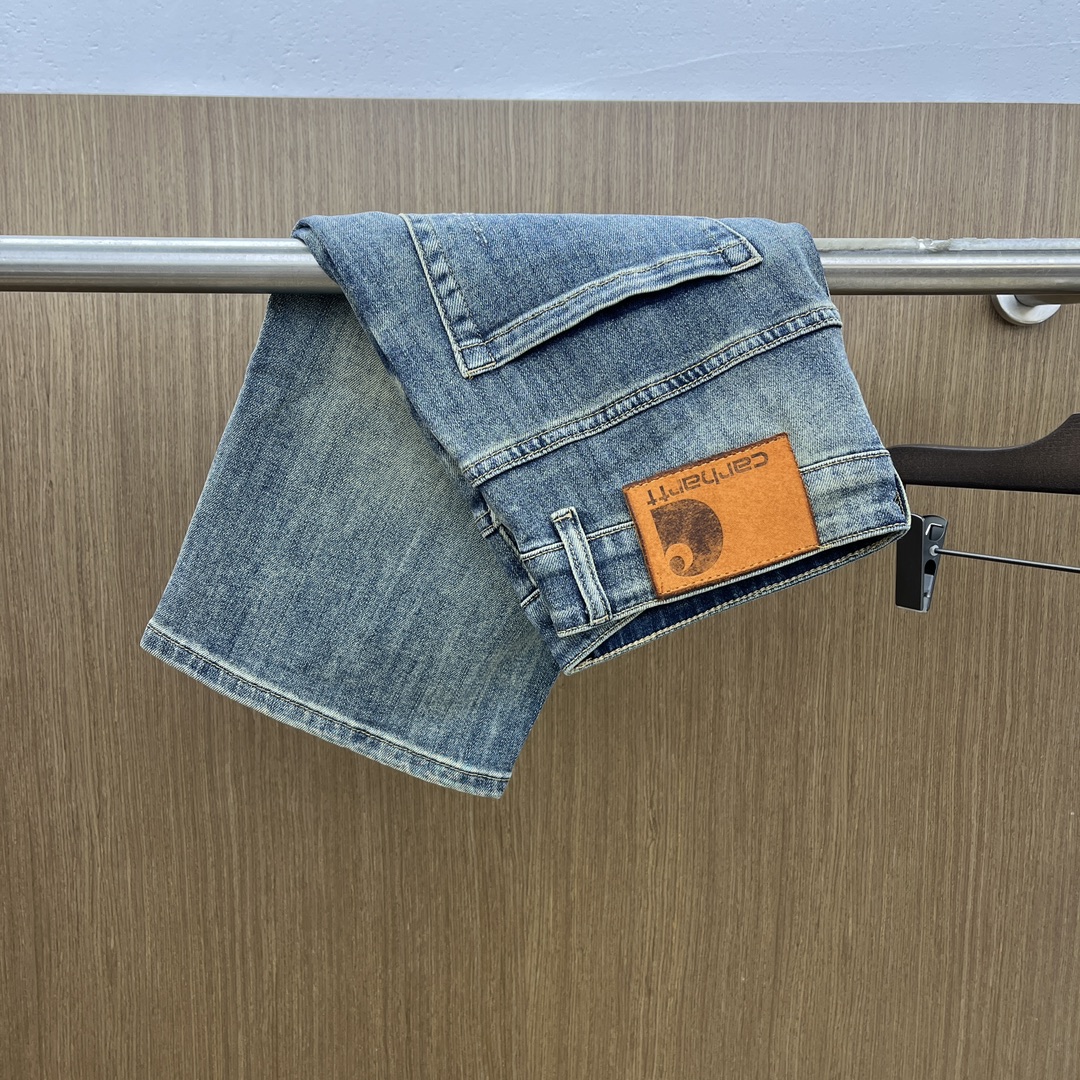 NO:133991,CH high-end customization 25ss spring and summer new style, men's small straight-leg original single denim shorts The new style in early spring is super soft, elastic fabric, complex handicraft superposition, any washing step lasts for a few seconds and will become completely different color effects, so it is more precious, especially long-lasting and taste-resistant... Choose the best tannin elastic texture, genuine leather leather cards, high-quality metal accessories... to create a unique and original jeans style!  Original hardware and accessories, super positive style, comfortable and breathable, extremely high grade, XD counter quality, full of handsome upper body. Number of 29-38 without 35 37, shorts, jeans, alexander wang19860909CH高端定制 25ss春夏新款 男士小直筒原单 牛仔短裤 早春新款超柔软,弹力面料,复杂的手工艺叠加,任何一个洗水环节多停留几秒都会变成完全不一样的颜色效果,所以越加珍贵,特别持久、耐味…… 选用上乘的丹宁弹力质感,真皮皮牌、高定的金属辅料……打造出独特及原创的牛仔裤款型！原版五金辅料,版型超正,舒适透气,档次极高,XD专柜品质,上身帅气十足. 码数29-38无35 37,,shorts,jeans,alexander wang,Men's clothing