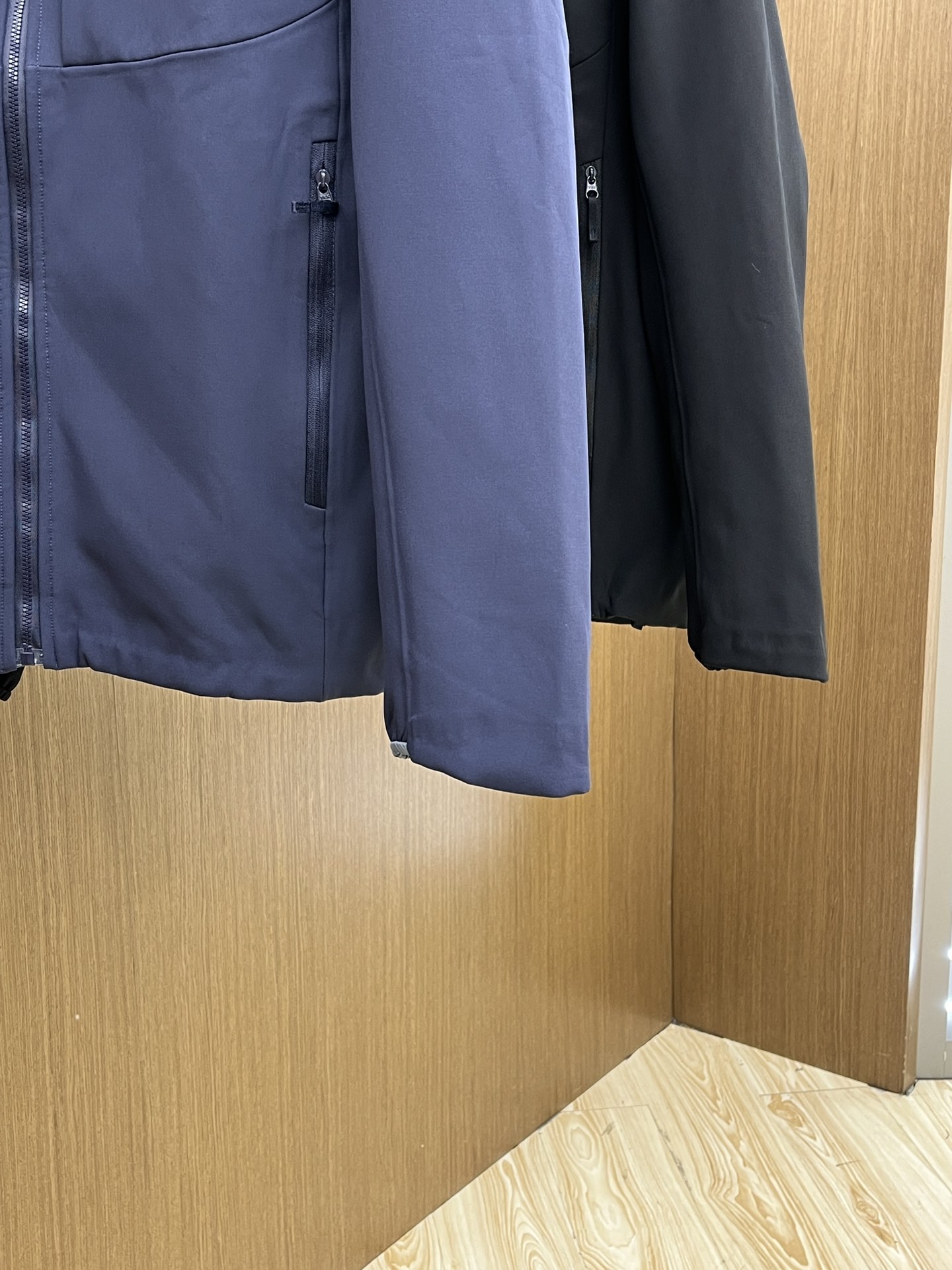 Arc'teryx Hooded Windbreaker Jacket - Polyester, Windproof, Waterproof - New 5 i1743015480 1082 4