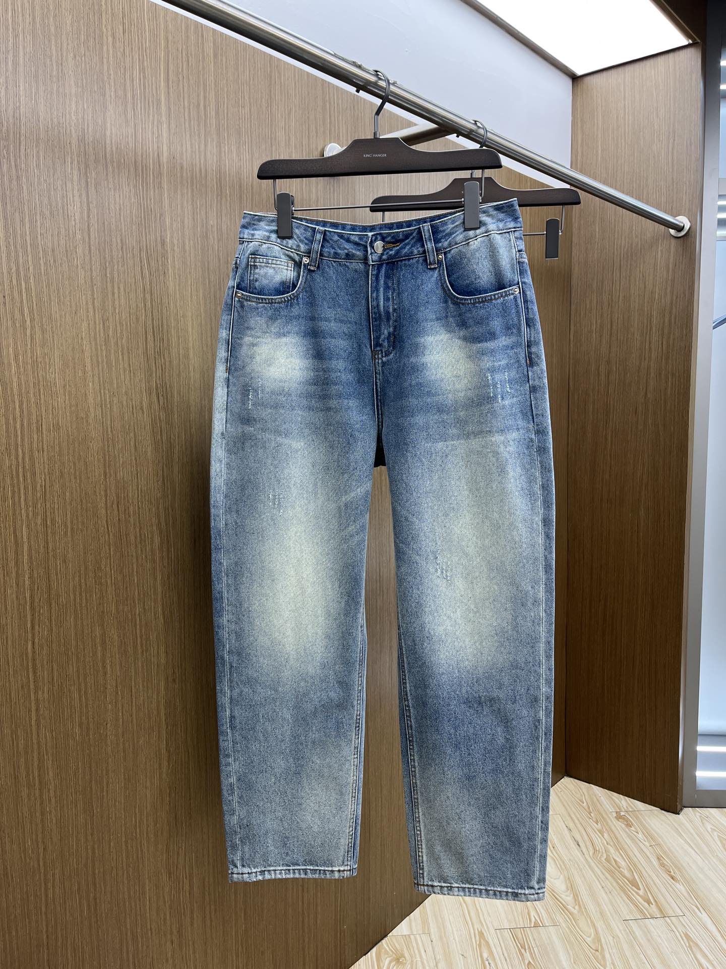 Wide Leg Straight Jeans - Premium Denim, High-Waisted, and Comfortable 3 i1743361587 1814 3