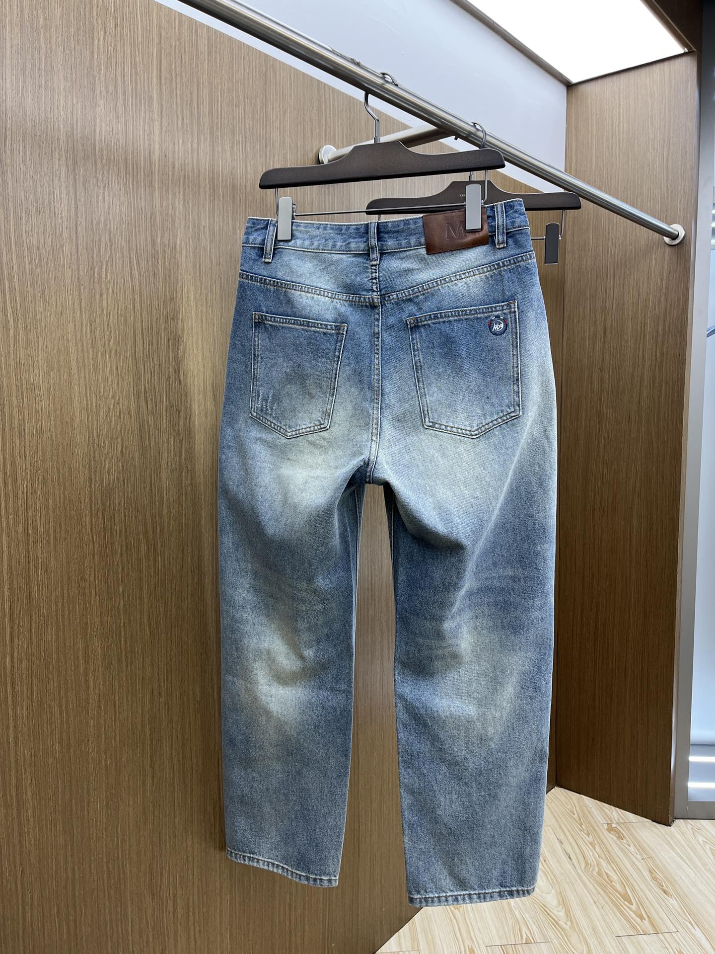 Wide Leg Straight Jeans - Premium Denim, High-Waisted, and Comfortable 9 i1743361587 6495 5