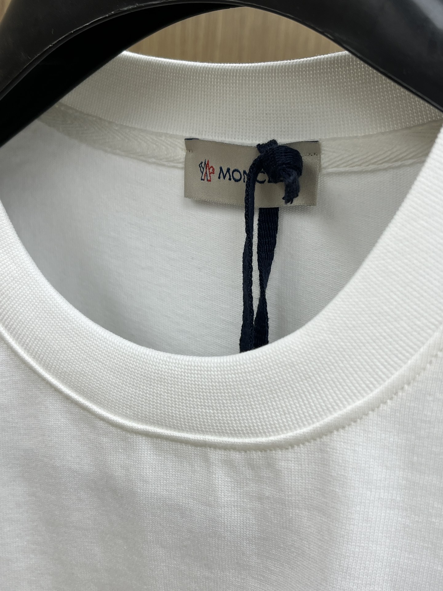  Mon 🔥ss夏装新品 专柜在售 最新系列图案logo短袖T恤 必须人手一件的节奏！
进口顶极精梳棉面