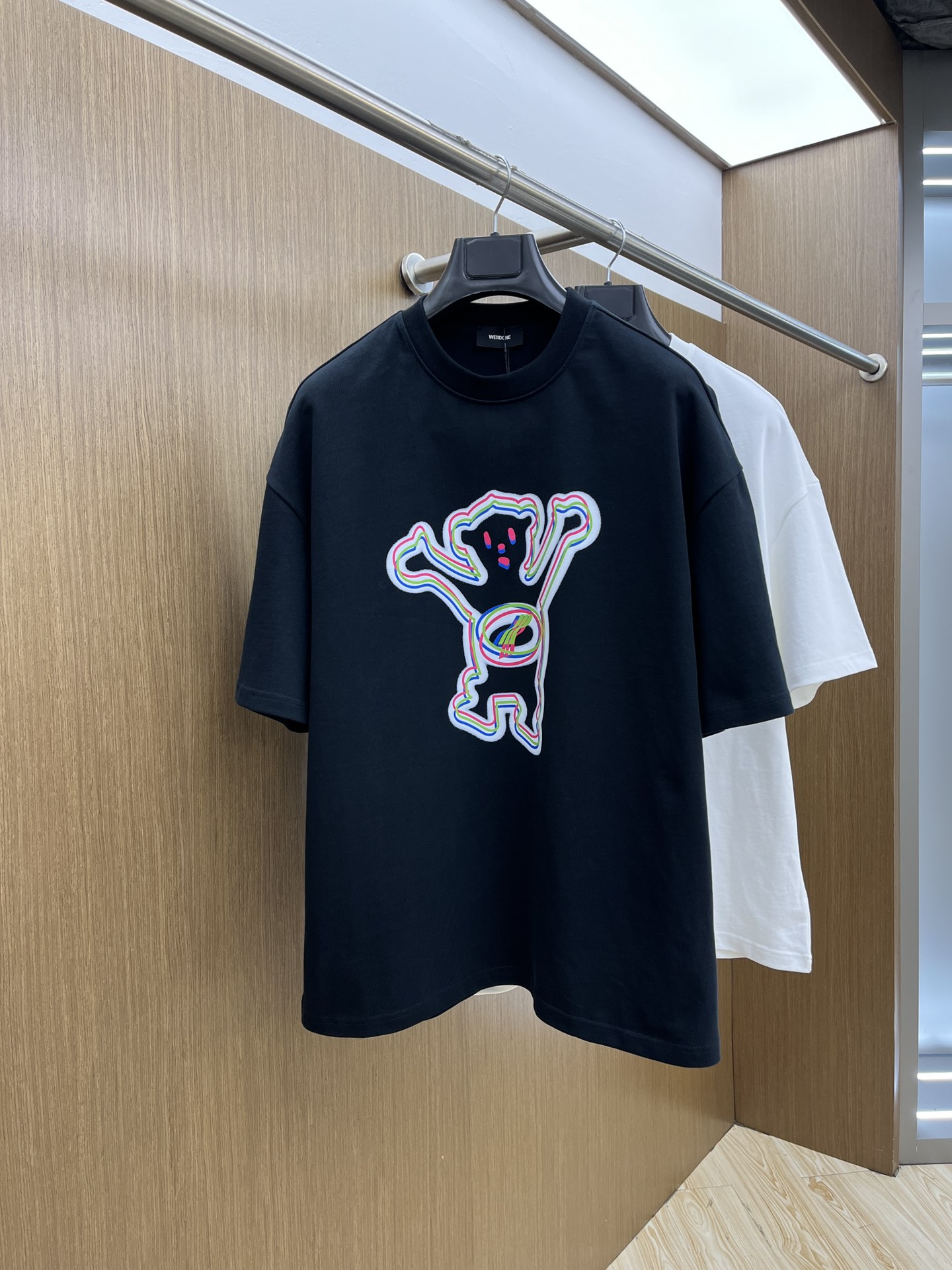  Well 🔥ss夏装新品 专柜在售 最新系列图案logo短袖T恤 必须人手一件的节奏！
进口顶极精梳棉