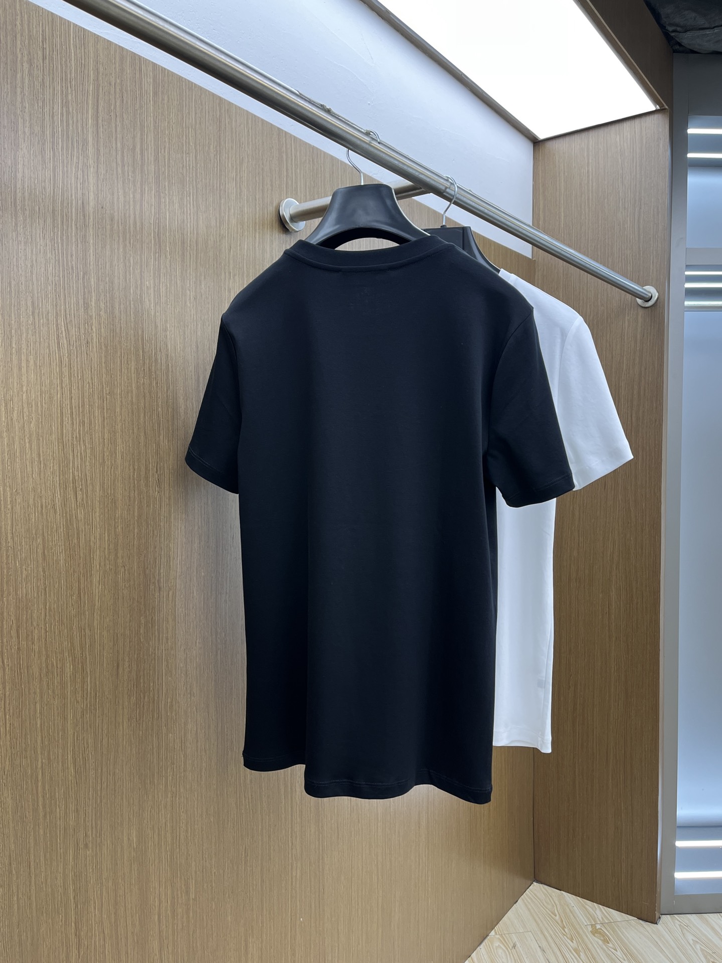 Dolce & Gabbana T-Shirt - Short Sleeve, Logo Print, Soft Cotton Blend 10 i1743879397 5014 3