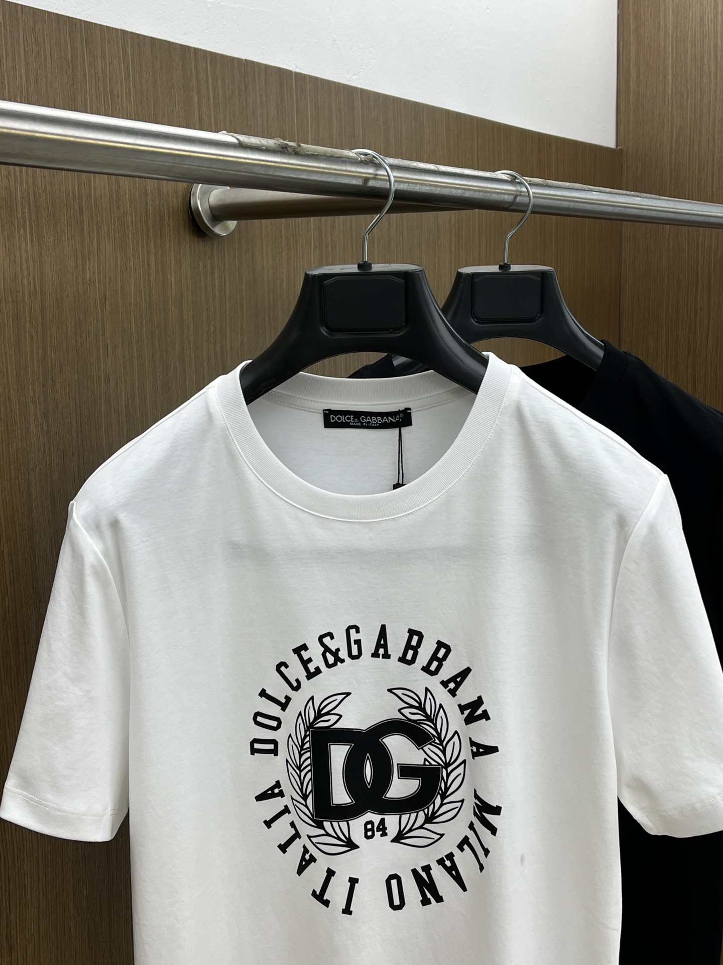 Dolce & Gabbana 2025SS Men's Short Sleeve T-Shirt - Stylish & Comfortable 3 i1743879536 9842 2