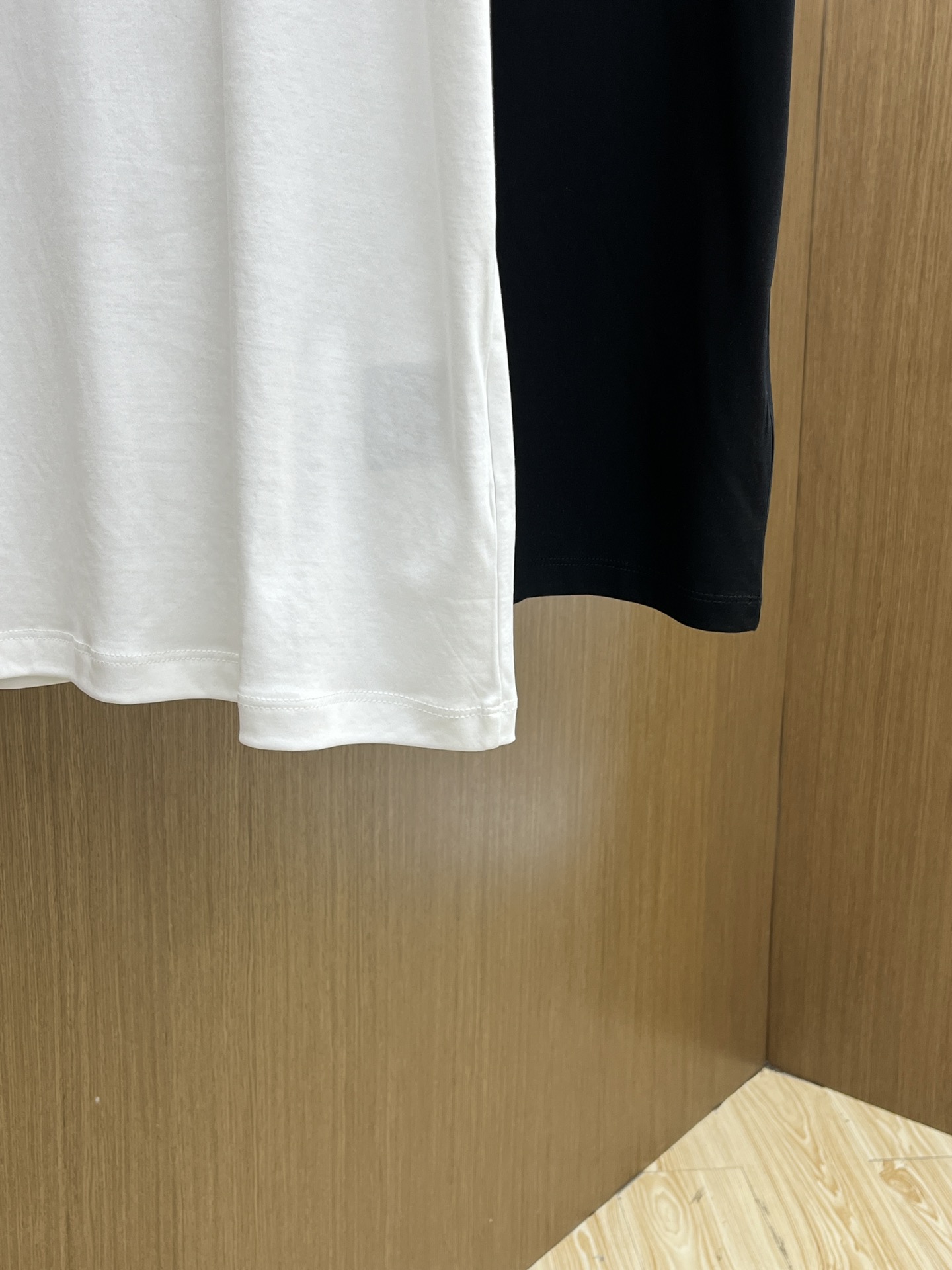 Stylish Men's Short Sleeve T-Shirt with Premium Logo Design - M to XXXL 8 i1743879668 1149 3