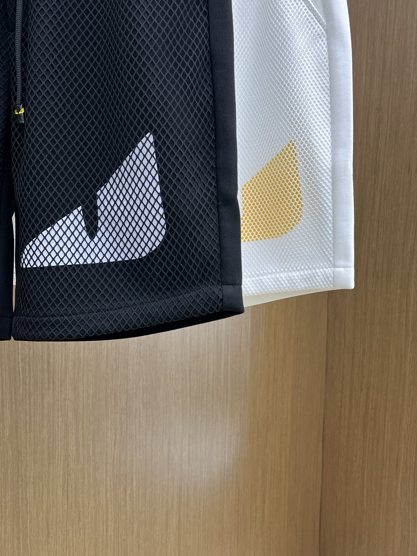  FD 🔥🔥独家首发 2025夏季新款男士休闲短裤，高级定制面料透气面料 透气弹力舒适度极高，细节无可挑