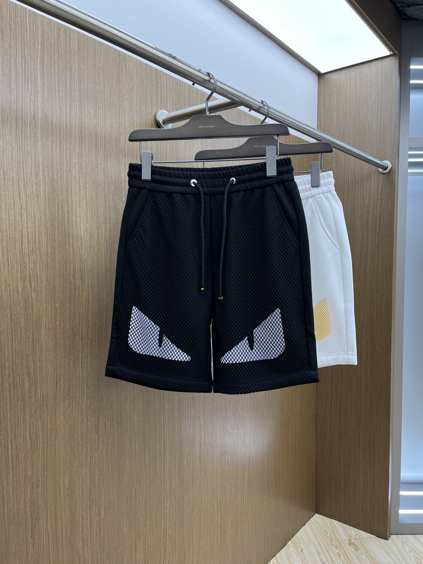  FD 🔥🔥独家首发 2025夏季新款男士休闲短裤，高级定制面料透气面料 透气弹力舒适度极高，细节无可挑