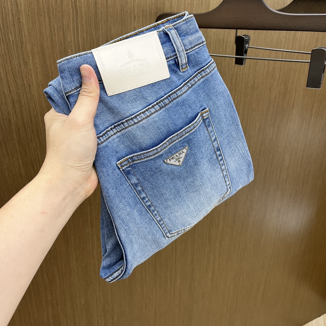 NO:137102,New PD High-end custom quality 25SS spring and summer latest original single jeans available at the counter simultaneously Original customized reproduction Customer-supplied hardware accessories Original single quality Imported denim fabric heavy-duty washing Fine workmanship wiring Excellent upper body, preferred single product A60 SIZE:29-36 No 35, jeans, alexander wang19860909新款 PD 高端定制品质 25SS春夏最新款原单牛仔裤 柜台同步发售 原版定制复刻 客供五金辅料 原单品质 进口牛仔面料重工洗水 做工走线精细 上身绝佳,优选单品A60 SIZE:29-36无35,,jeans,alexander wang,Men's clothing