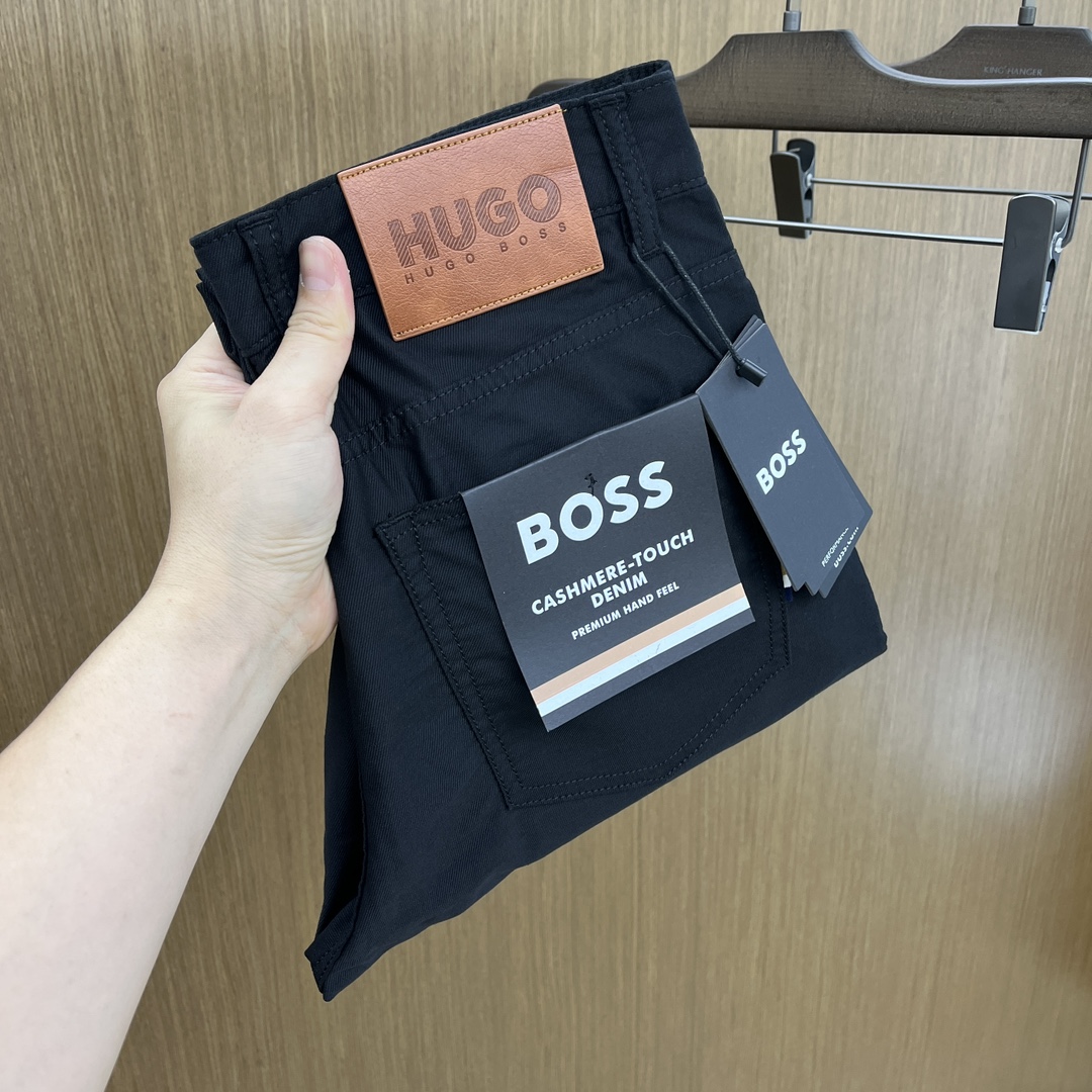 NO:138985,BOSs 1950ss Spring and Summer New Products, available on the official website simultaneously, men's high-end business casual trousers, high-end imported fabric, with elasticity, silicone letter pressing on the back, five combinations, that is, classic and fashionable, combined tailor, the upper body effect is unrestrained, comfortable and breathable fax number 30-4037 39,,alexander wang19860909BOSs 1950ss春夏新品,官网同步有售,男士高端商务休闲西裤,高端进口面料,带弹力,后面采用硅胶字母压胶,五搭配,即经典又时尚,合体裁缝,上身效果无约束感 ,舒适透气fax 码数30-4037 39,,alexander wang,Men's clothing