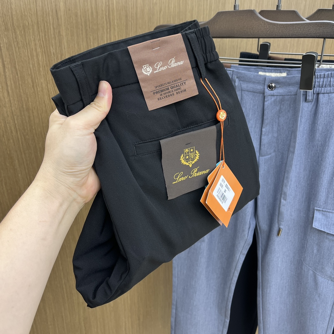 NO:141237,LP 1950ss Spring and Summer New Product, available on the official website simultaneously, men's high-end business casual trousers, high-end imported fabric, with elasticity, silicone letter pressing on the back, five combinations, namely classic and fashionable, combined tailor, unrestrained upper body effect, comfortable and breathable fax number 30-4037 39,,loro piano,alexander wang19860909LP 1950ss春夏新品,官网同步有售,男士高端商务休闲西裤,高端进口面料,带弹力,后面采用硅胶字母压胶,五搭配,即经典又时尚,合体裁缝,上身效果无约束感 ,舒适透气fax 码数30-4037 39,,loro piana,alexander wang,Men's clothing