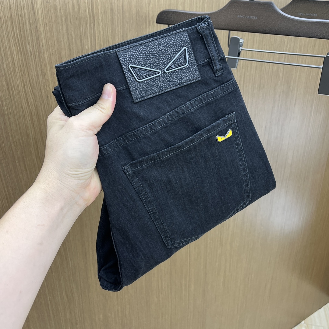 NO:478167,New FD high-end customization 2025Ss early spring new original single hot jeans super customization original hardware super heavy industry craftsmanship excellent style, impeccable details!  The style is not picky, it is very high-end, and the good products are not waiting for everyone. If you like it, hurry up and start fjh Size: 28-38 If you don’t have 37 orders, please report your waistline, jeans, alexander wang19860909新款 FD 高端定制 2025Ss早春新款原单爆款牛仔裤 超级定制款 原版五金 超级重工工艺 版型超赞,细节做工无可挑剔！款式不挑人,特别高档,好货不等人,看中赶紧下手fjh 尺码:28-38 无37下单请报腰围,,jeans,alexander wang,Men's clothing