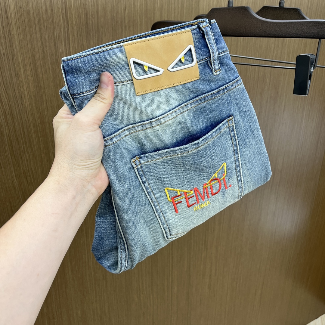 NO:452891,New FD high-end customization 2025Ss early spring new original single hot jeans super customization original hardware super heavy industry craftsmanship excellent style, impeccable details!  The style is not picky, it is very high-end, and the good products are not waiting for everyone. If you like it, hurry up and start fjh Size: 28-38 If you don’t have 37 orders, please report your waistline, jeans, alexander wang19860909新款 FD 高端定制 2025Ss早春新款原单爆款牛仔裤 超级定制款 原版五金 超级重工工艺 版型超赞,细节做工无可挑剔！款式不挑人,特别高档,好货不等人,看中赶紧下手fjh 尺码:28-38 无37下单请报腰围,,jeans,alexander wang,Men's clothing