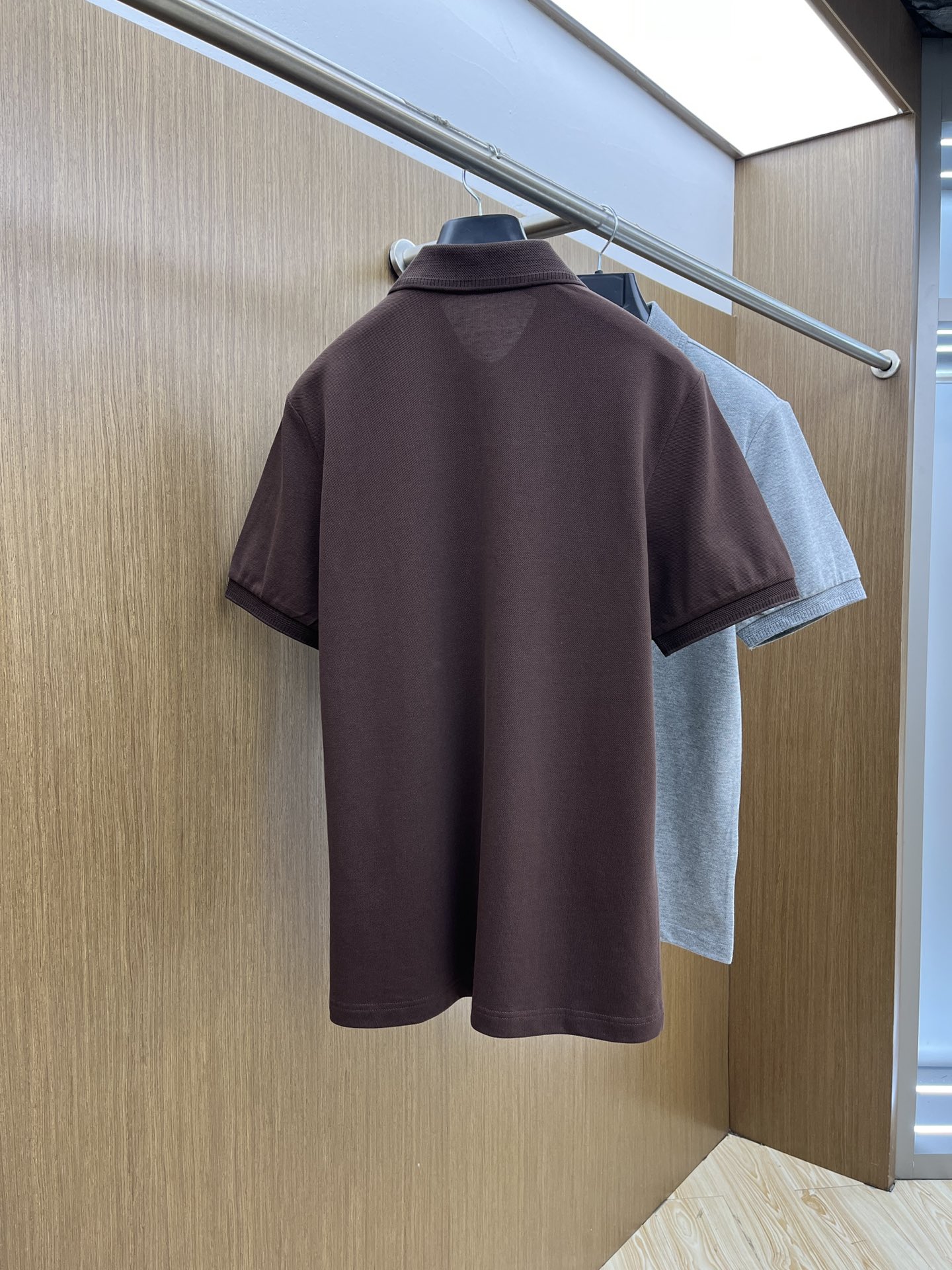  lP🆕🔥🔥独家定制工艺款 ,专柜同步2025ss夏季新品，男士胸前经典徽标标识商务休闲撞色领短袖Pol