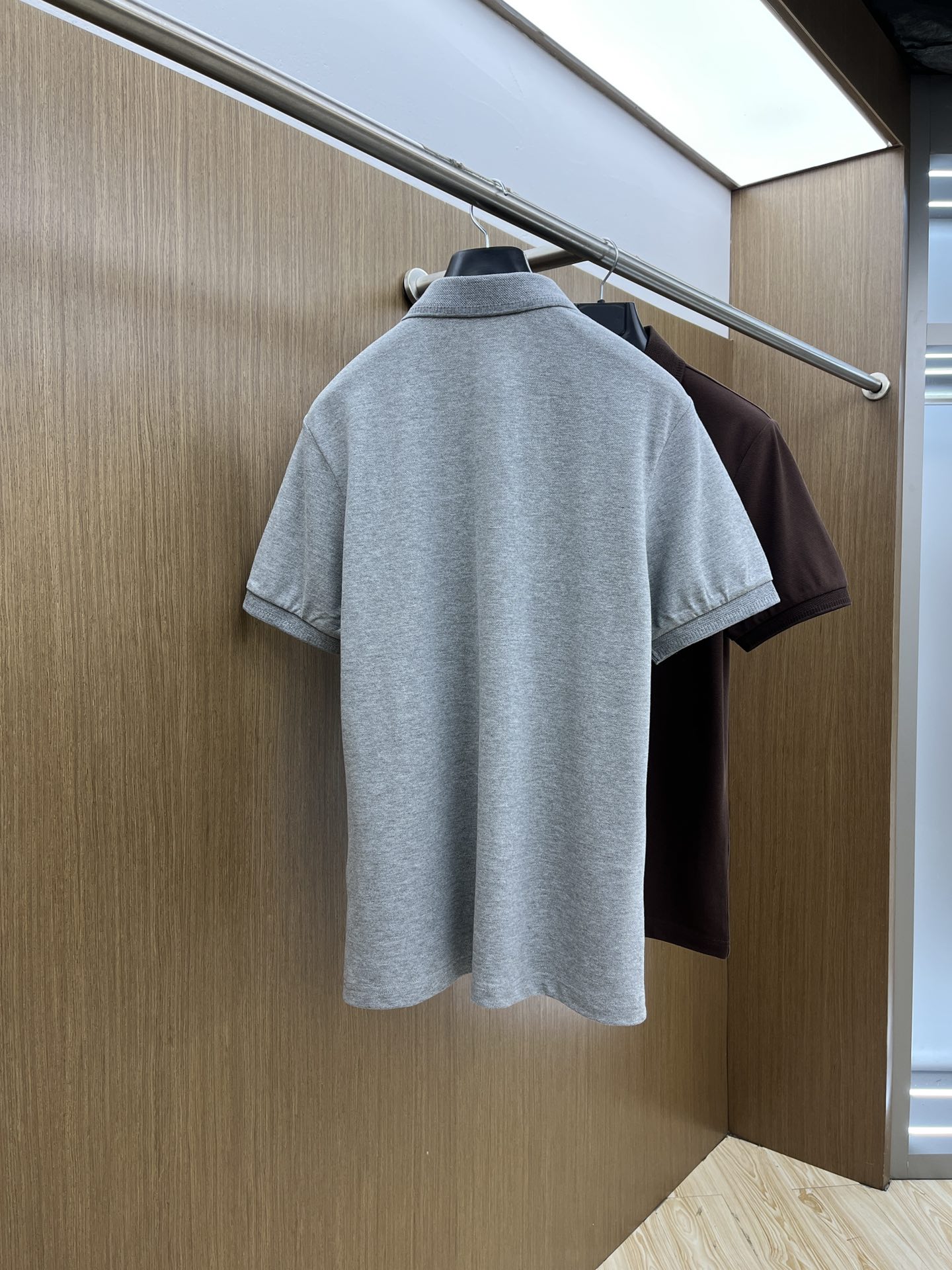  lP🆕🔥🔥独家定制工艺款 ,专柜同步2025ss夏季新品，男士胸前经典徽标标识商务休闲撞色领短袖Pol