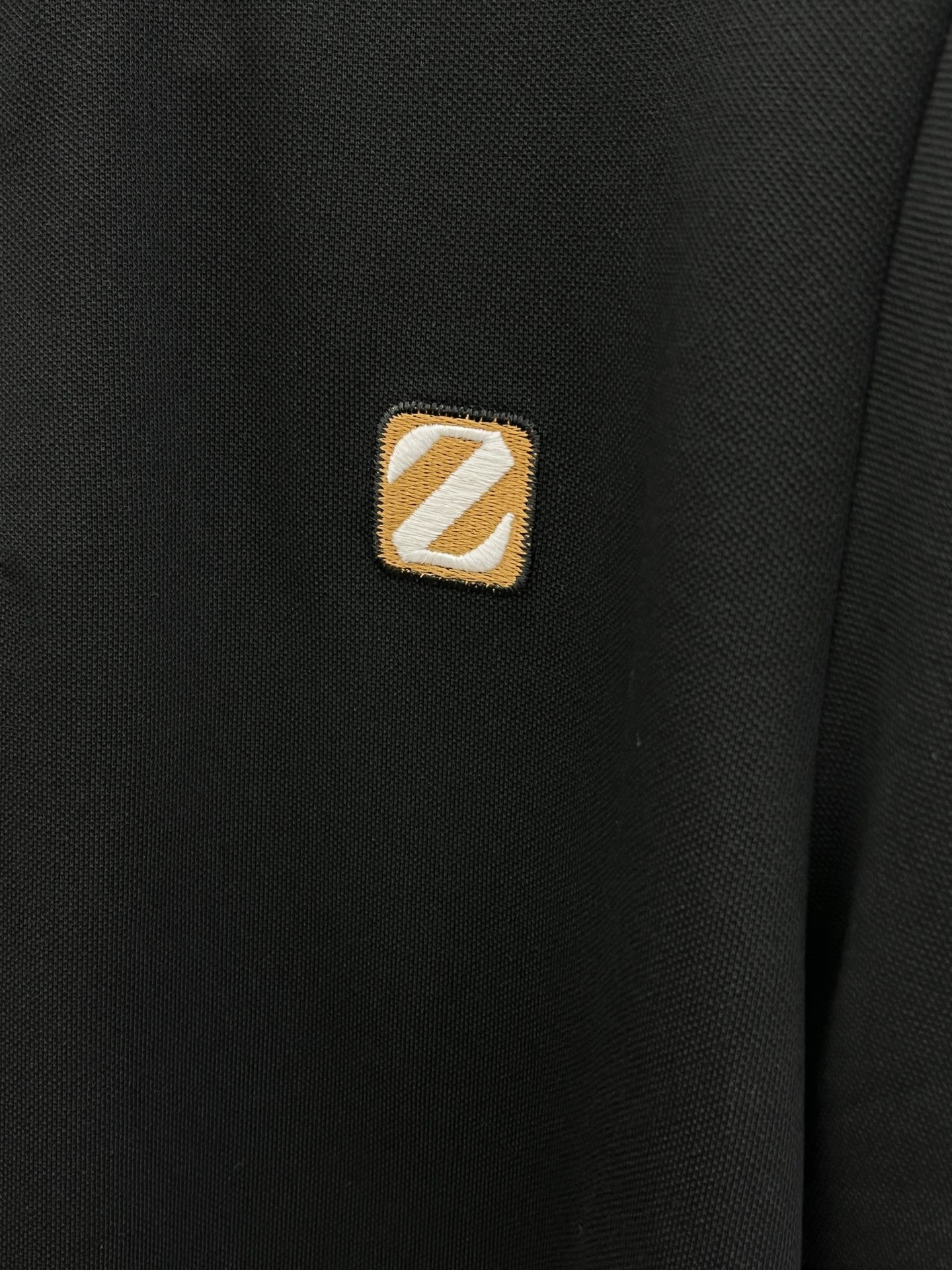新款  ZZ  🔥🔥春夏新款男士短袖Polo衫，品牌最新设计元素！既不单调也不复杂,恰到好处的展现品味！